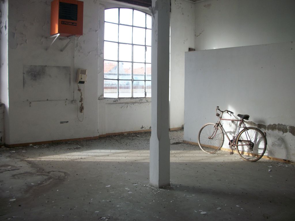 Fondo Commerciale in vendita a San Giuliano Terme, Ghezzano