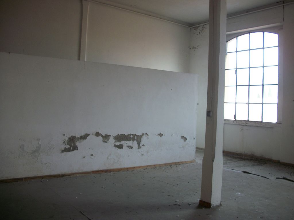 Fondo Commerciale in vendita a San Giuliano Terme, Ghezzano