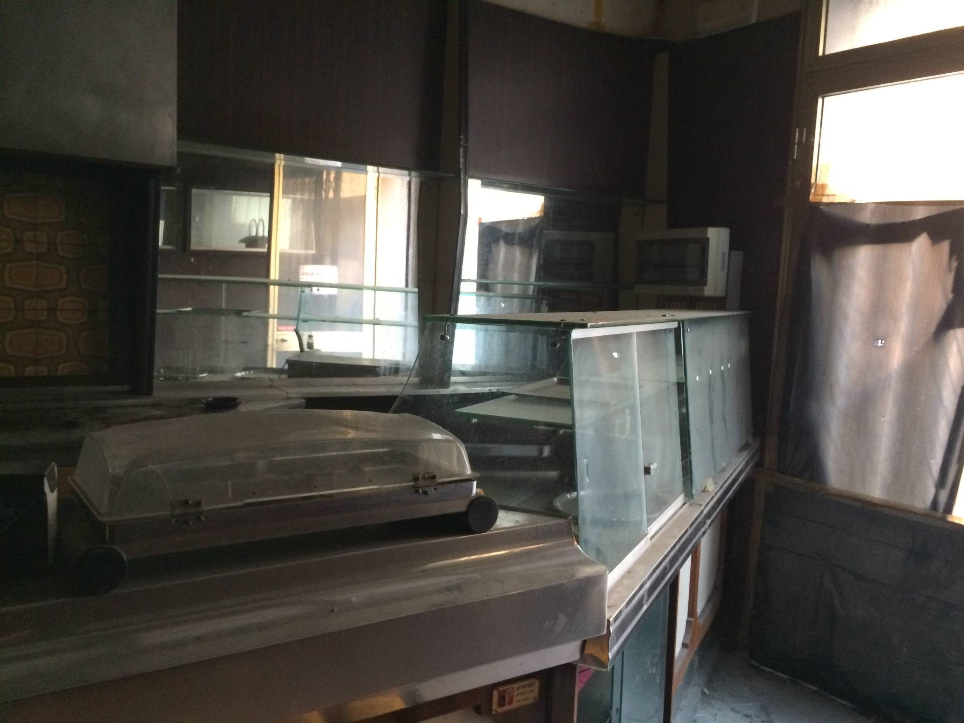 Fondo Commerciale in vendita a Pisa, Stazione