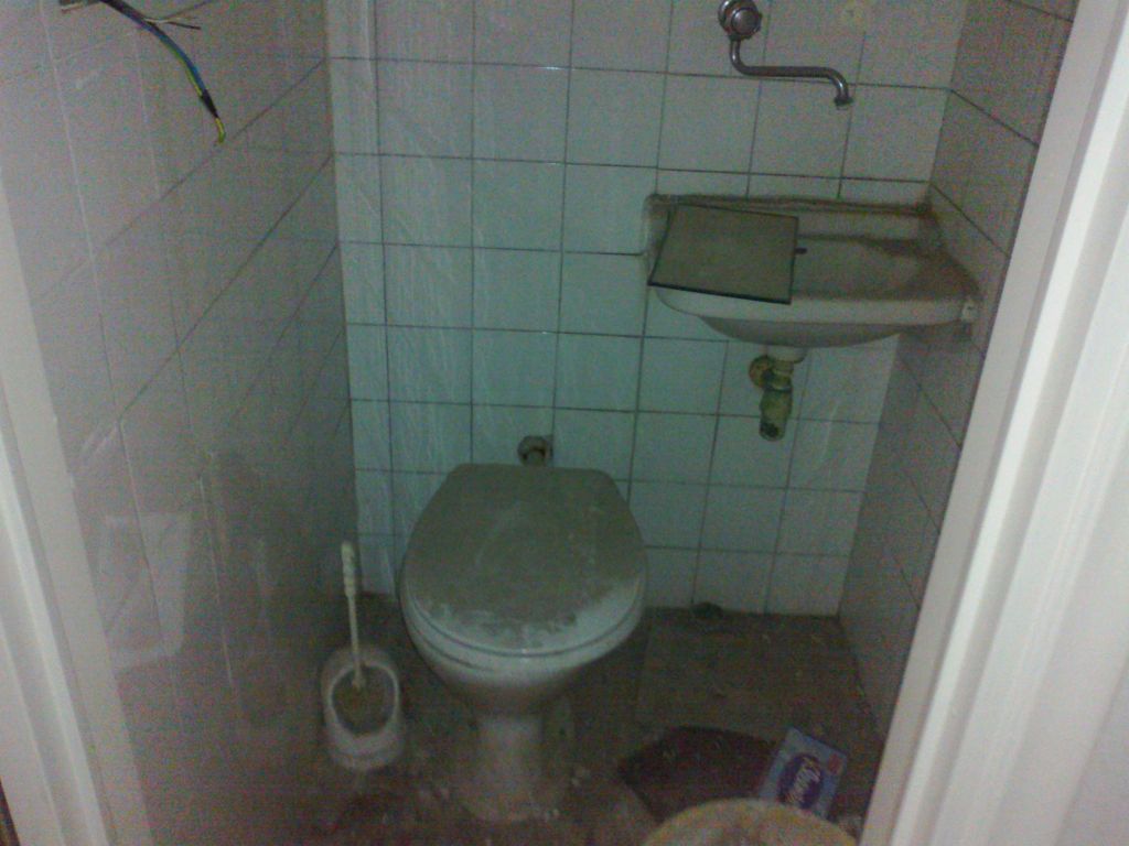 Fondo Commerciale in vendita a Pisa, Porta a Lucca