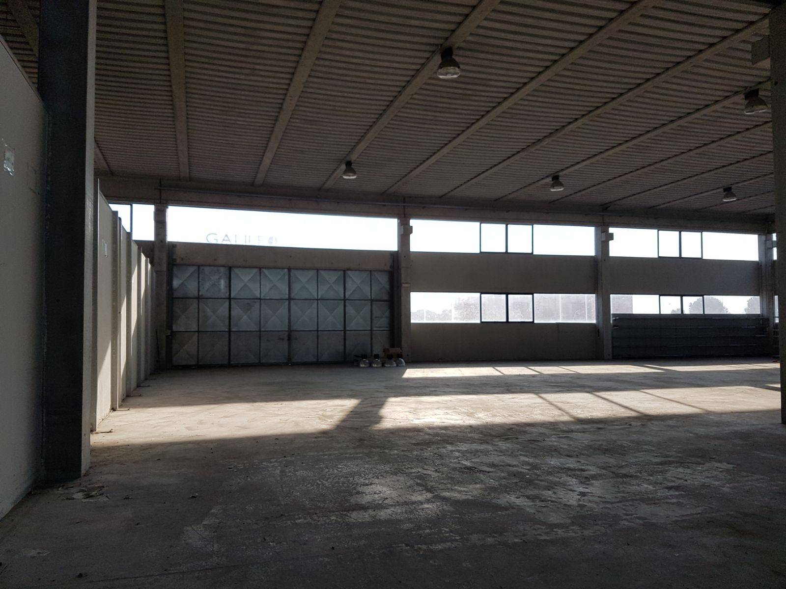 Fondo Commerciale in vendita a Pisa, Porta Fiorentina