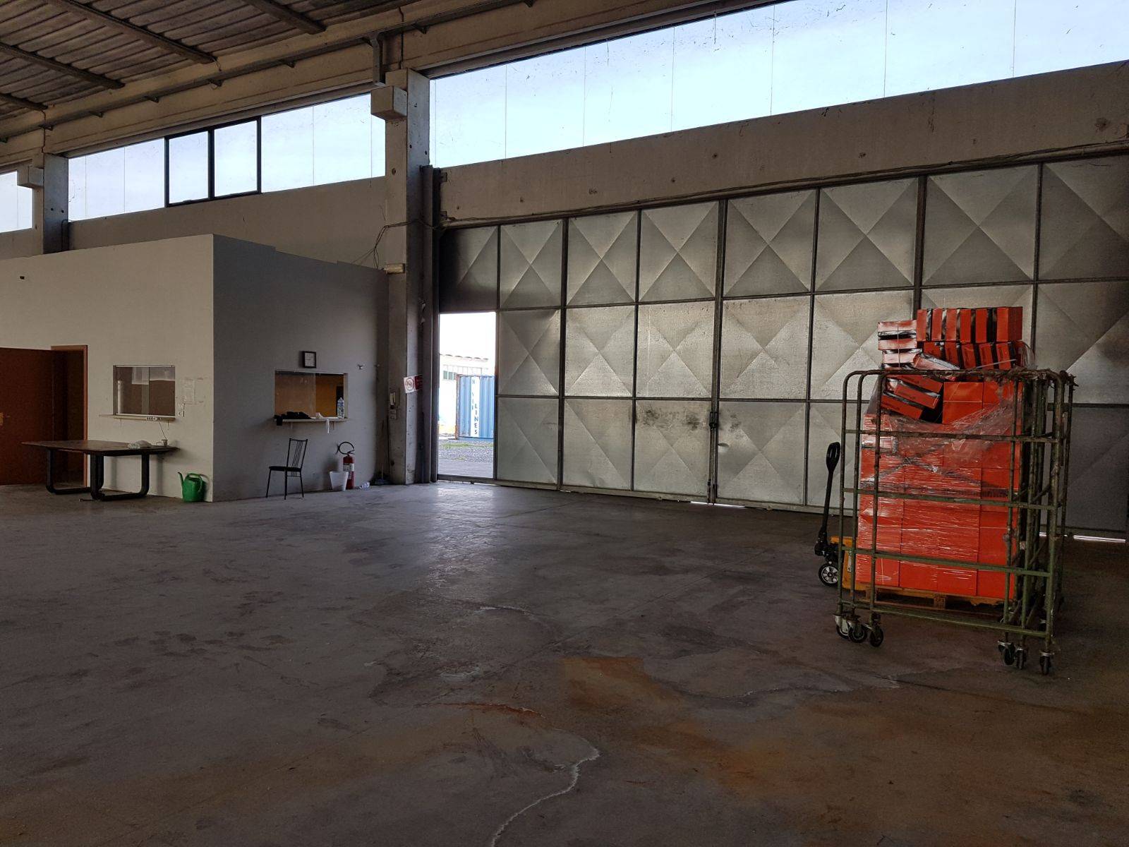 Fondo Commerciale in vendita a Pisa, Porta Fiorentina