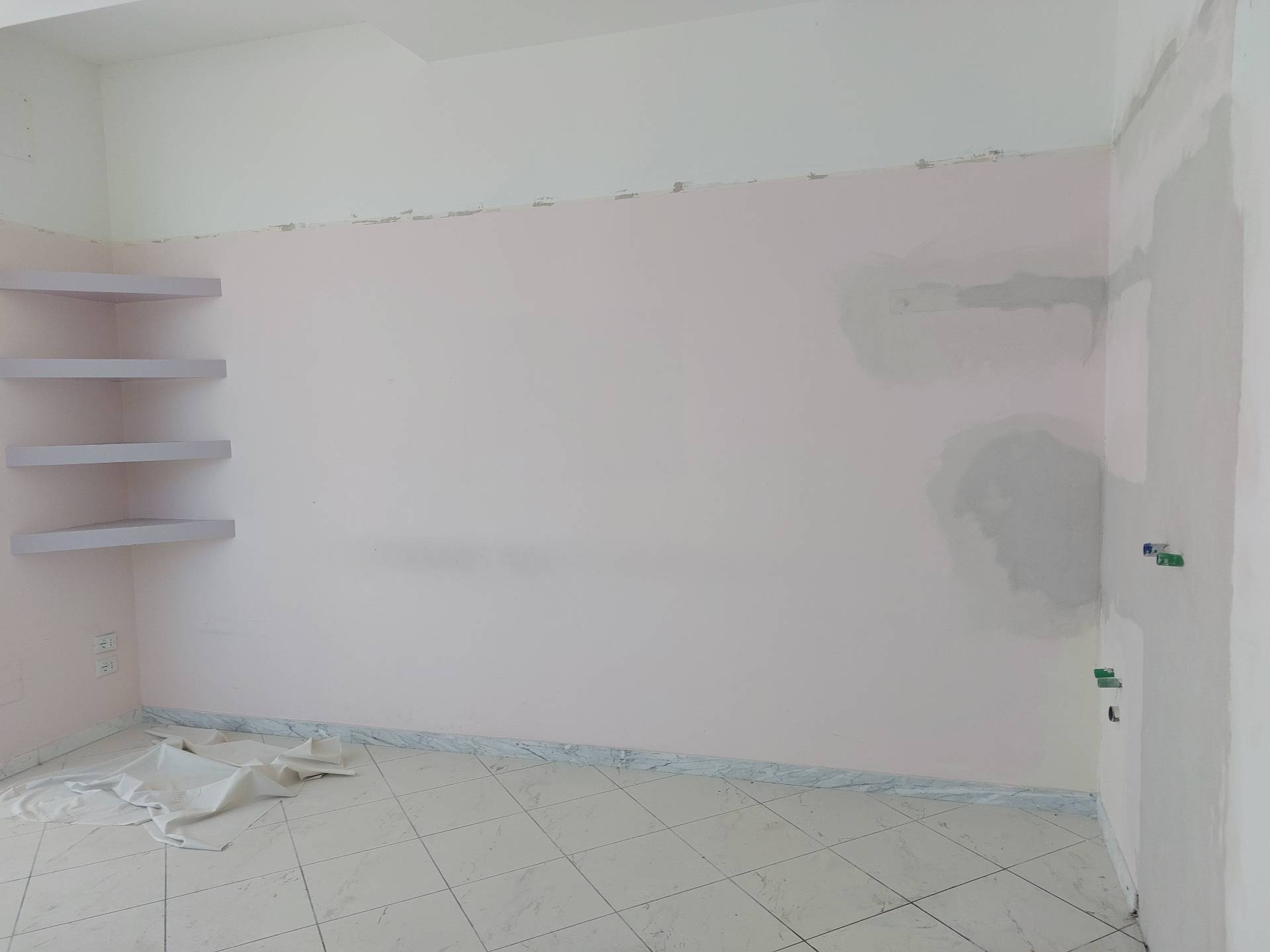 Fondo Commerciale in vendita a Pisa, Cisanello