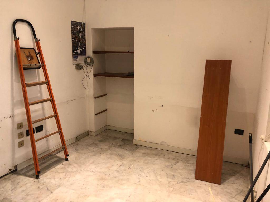 Fondo Commerciale in affitto a Pisa, San Francesco