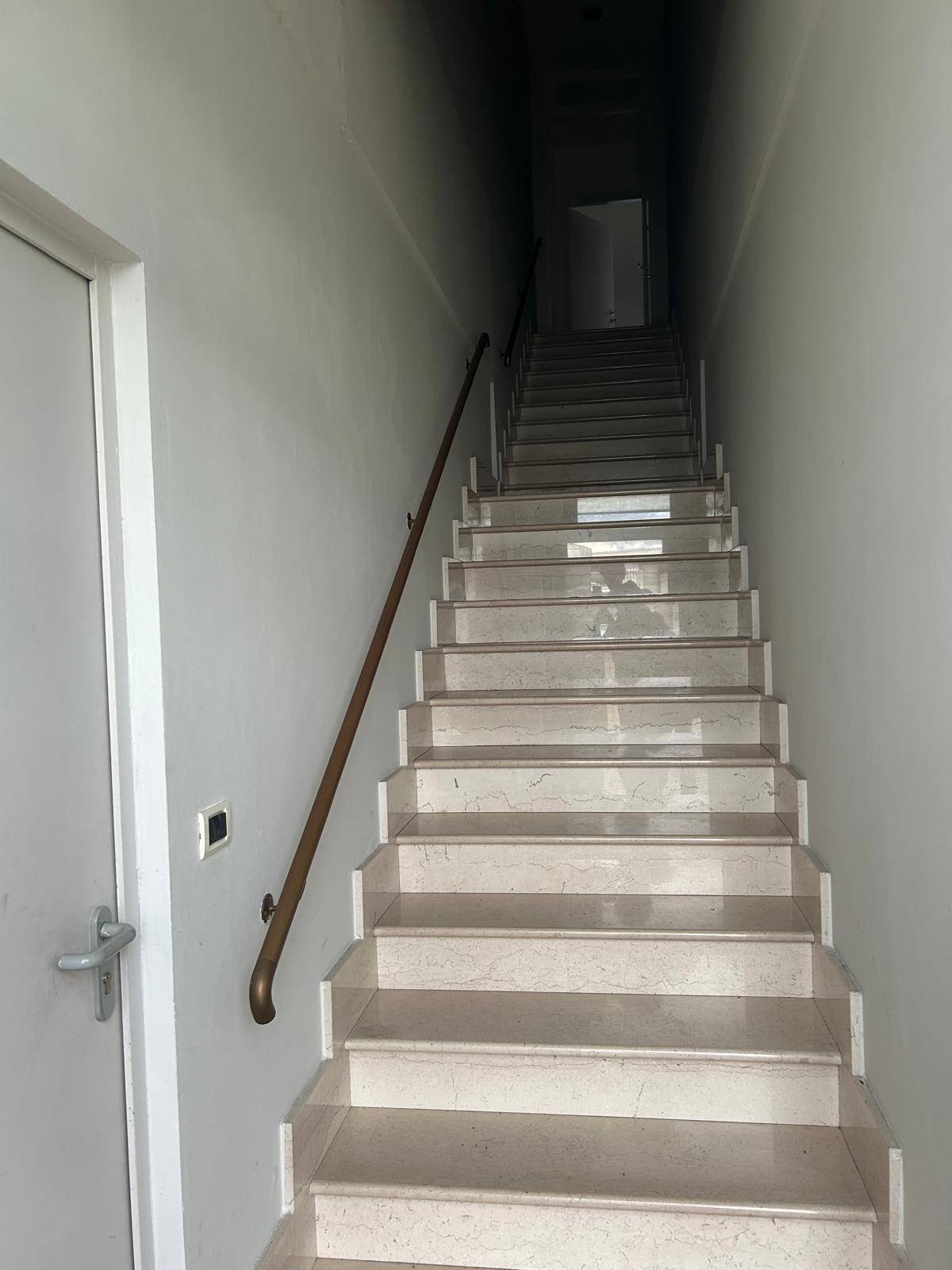 Ufficio in affitto a Cascina, Zona Artigianale