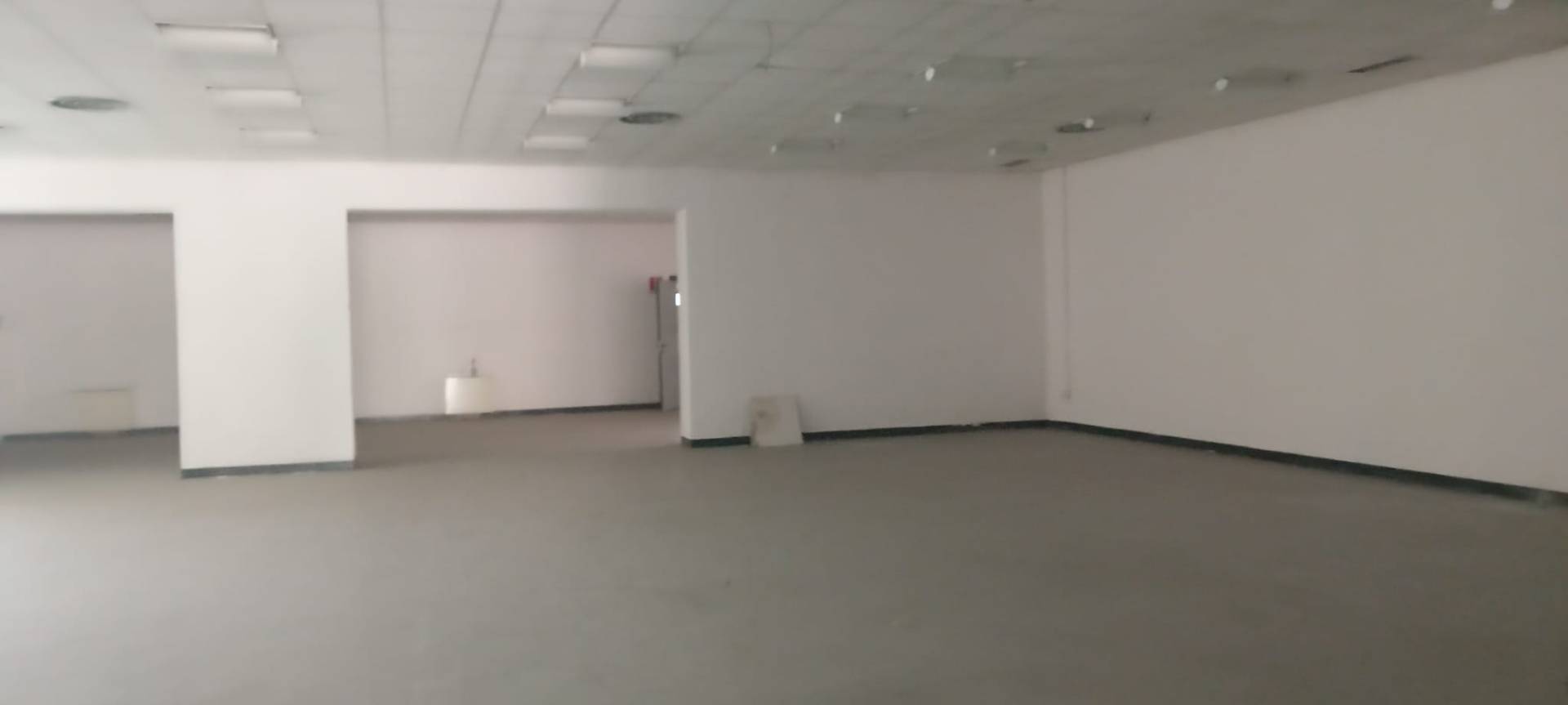 Fondo Commerciale in vendita a Pisa, Porta a Lucca