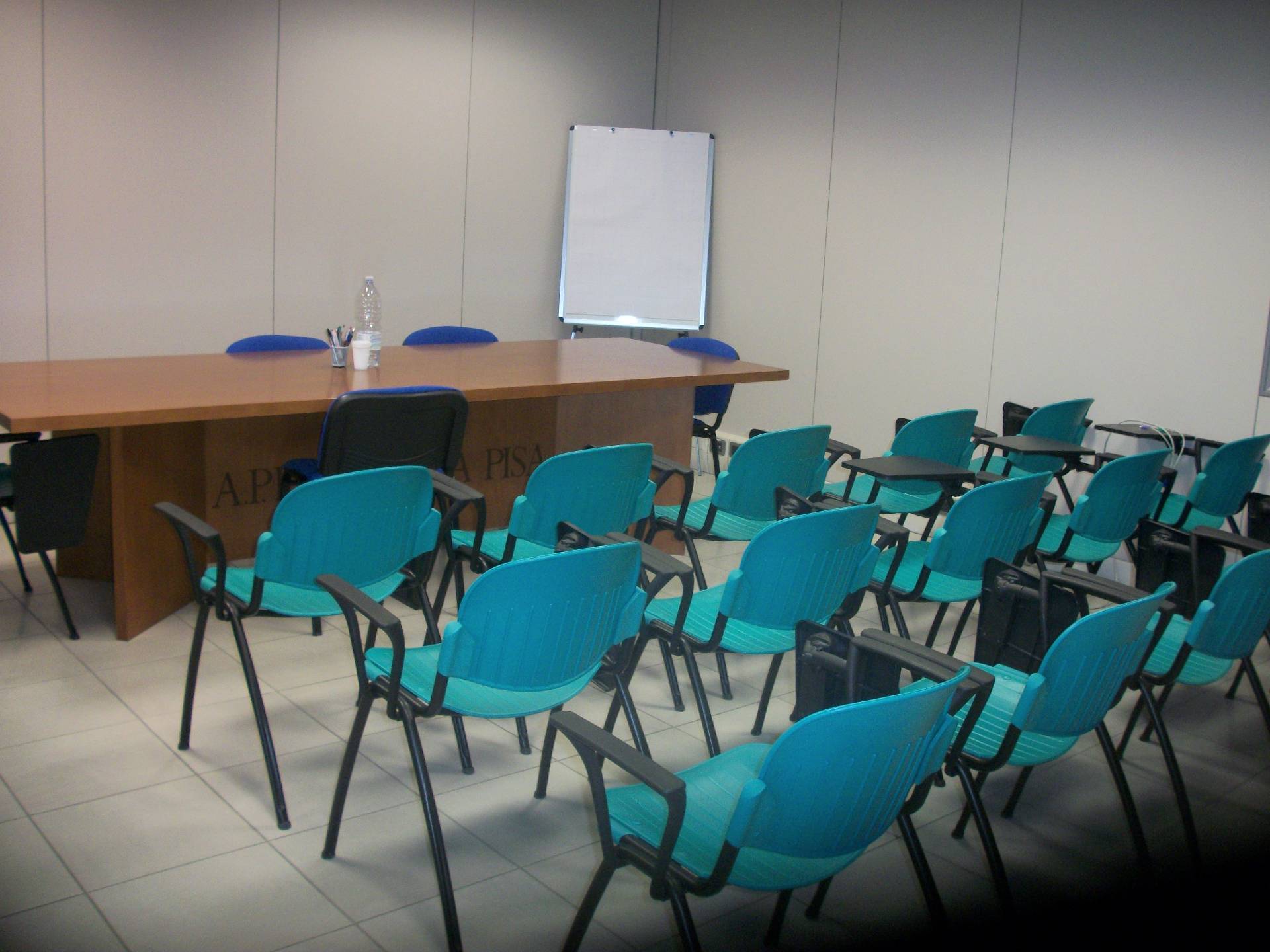 Ufficio in vendita a Pisa, Ospedaletto