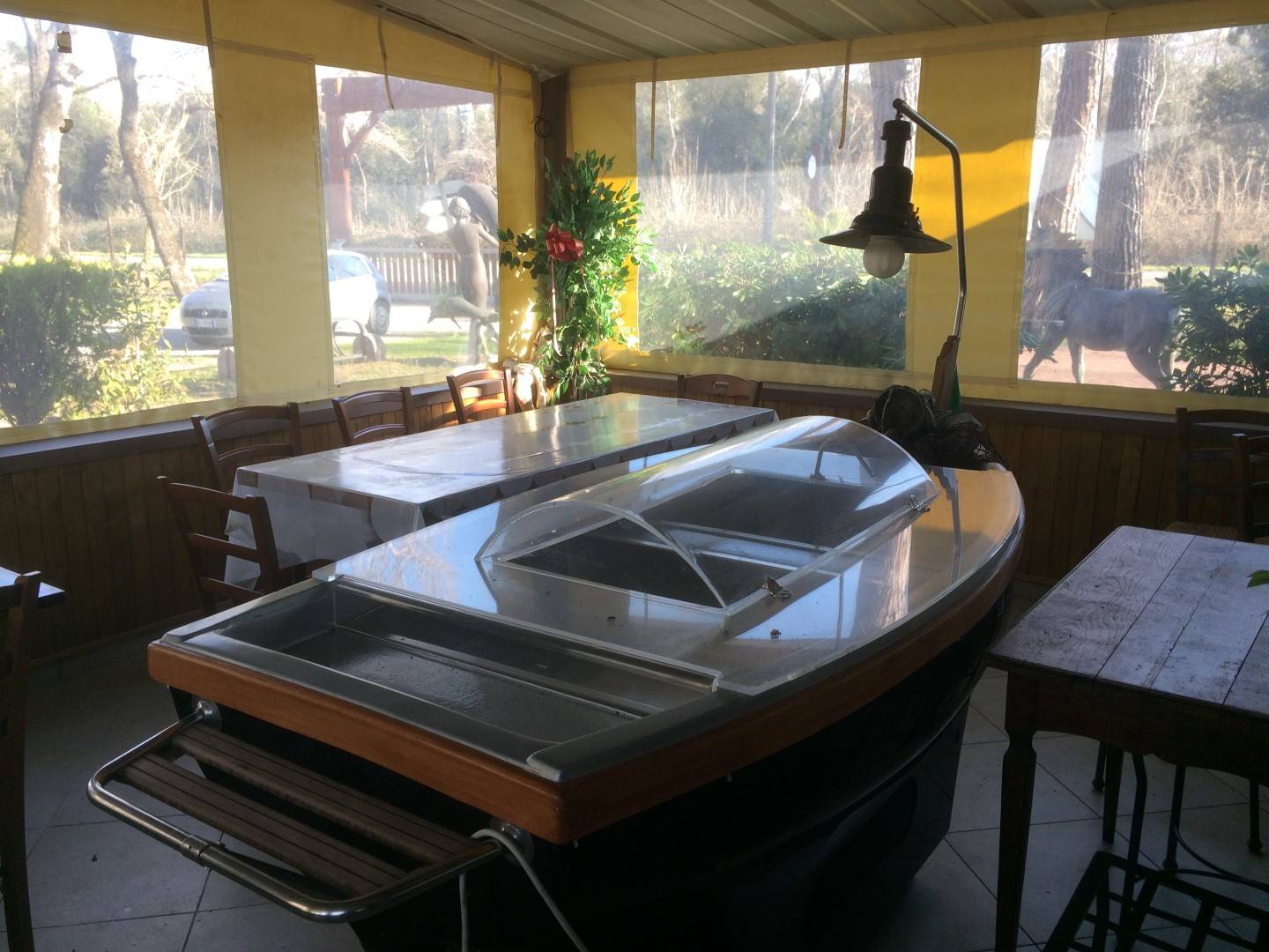 Fondo Commerciale in vendita a Pisa, Tirrenia