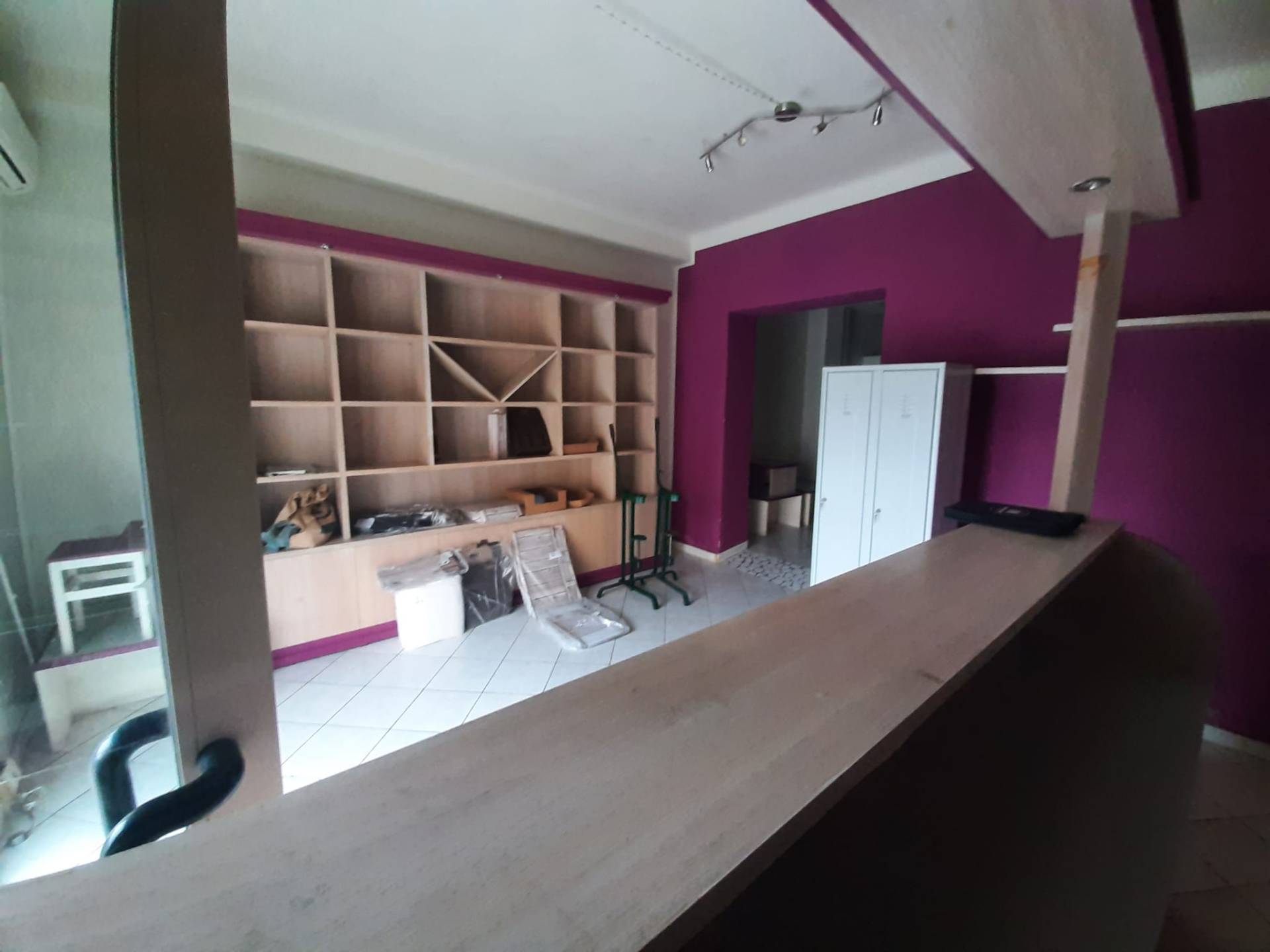 Fondo Commerciale in vendita a San Giuliano Terme, Pontasserchio