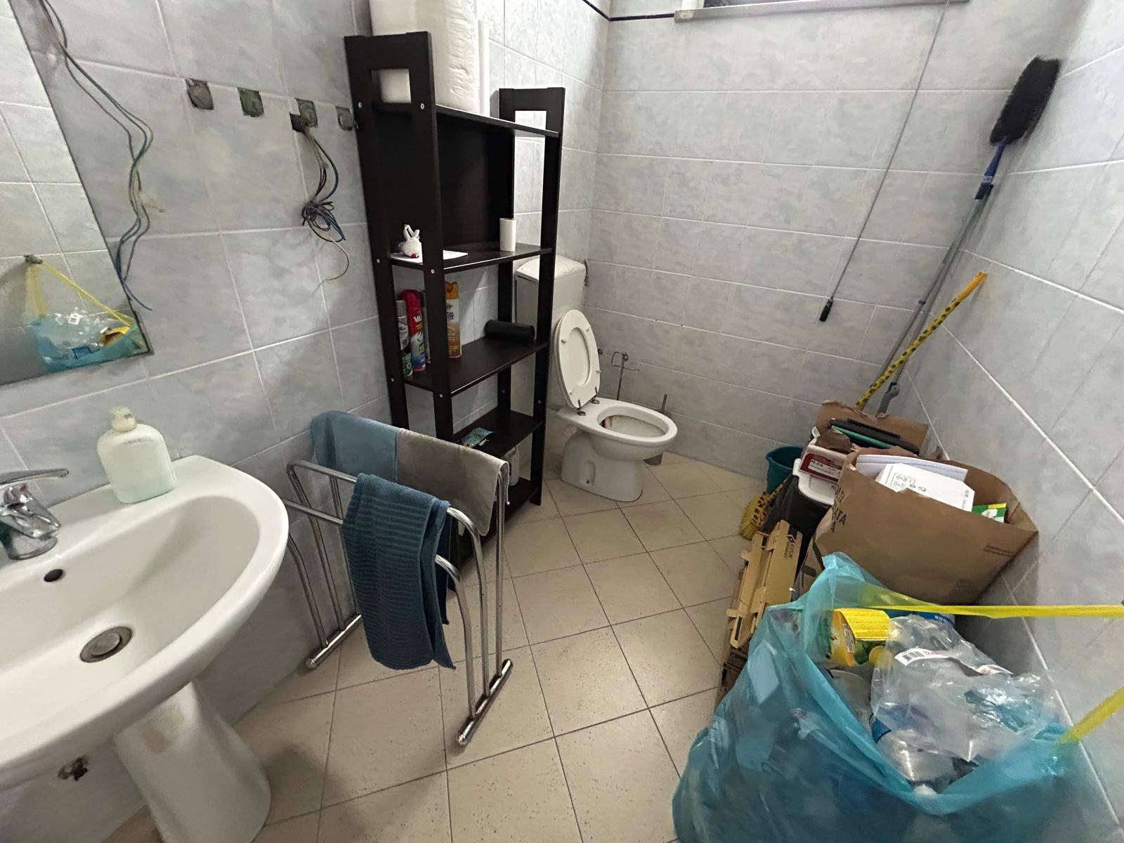 Ufficio in affitto a Cascina, Capoluogo