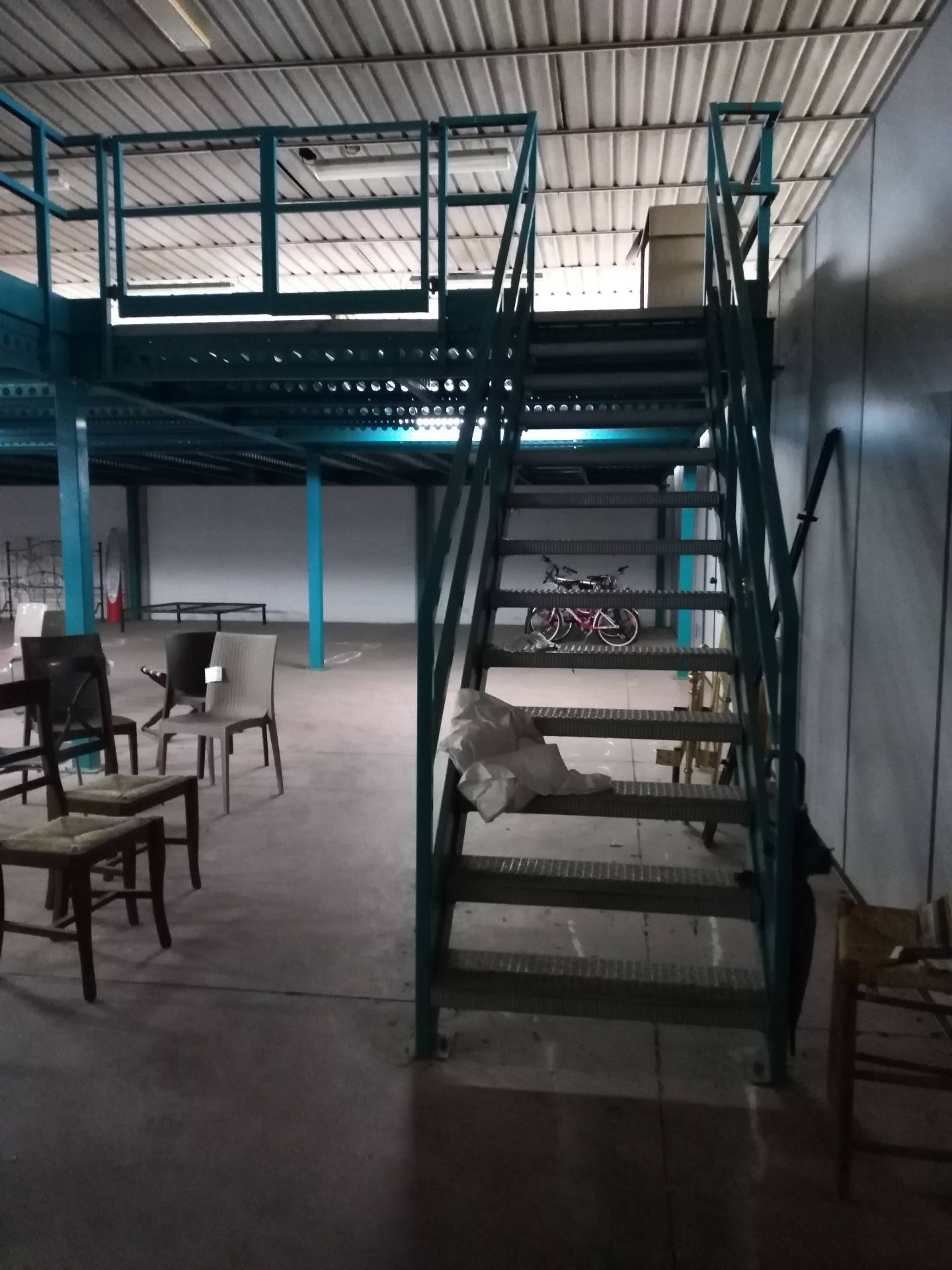 Capannone in affitto a Calci, Paduletto