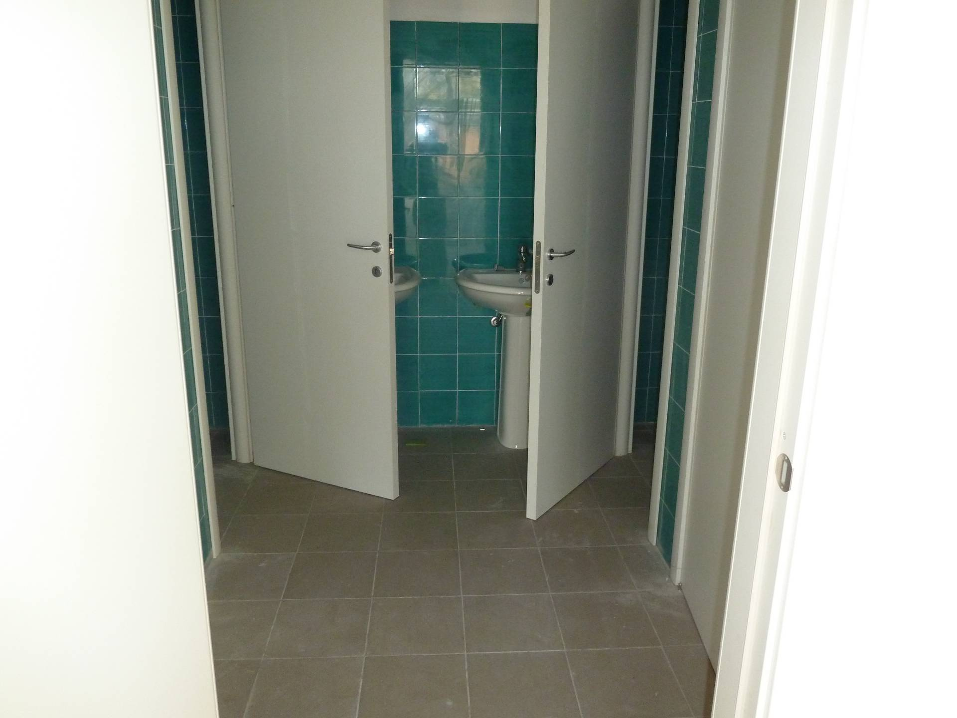 Fondo Commerciale in affitto a Pisa, San Francesco