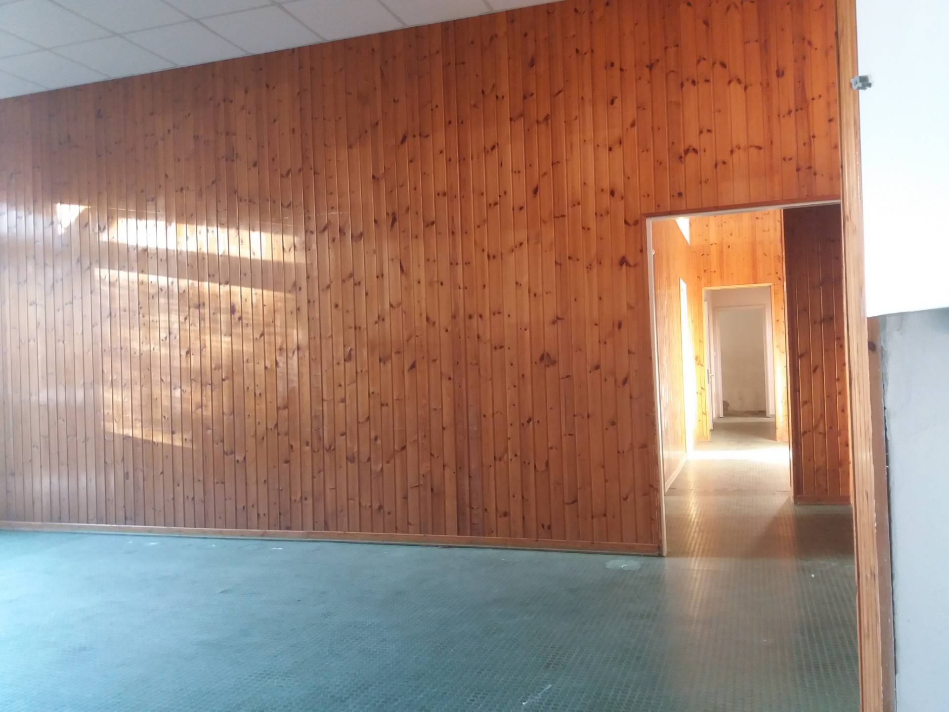 Fondo Artigianale in affitto a San Giuliano Terme, Capoluogo