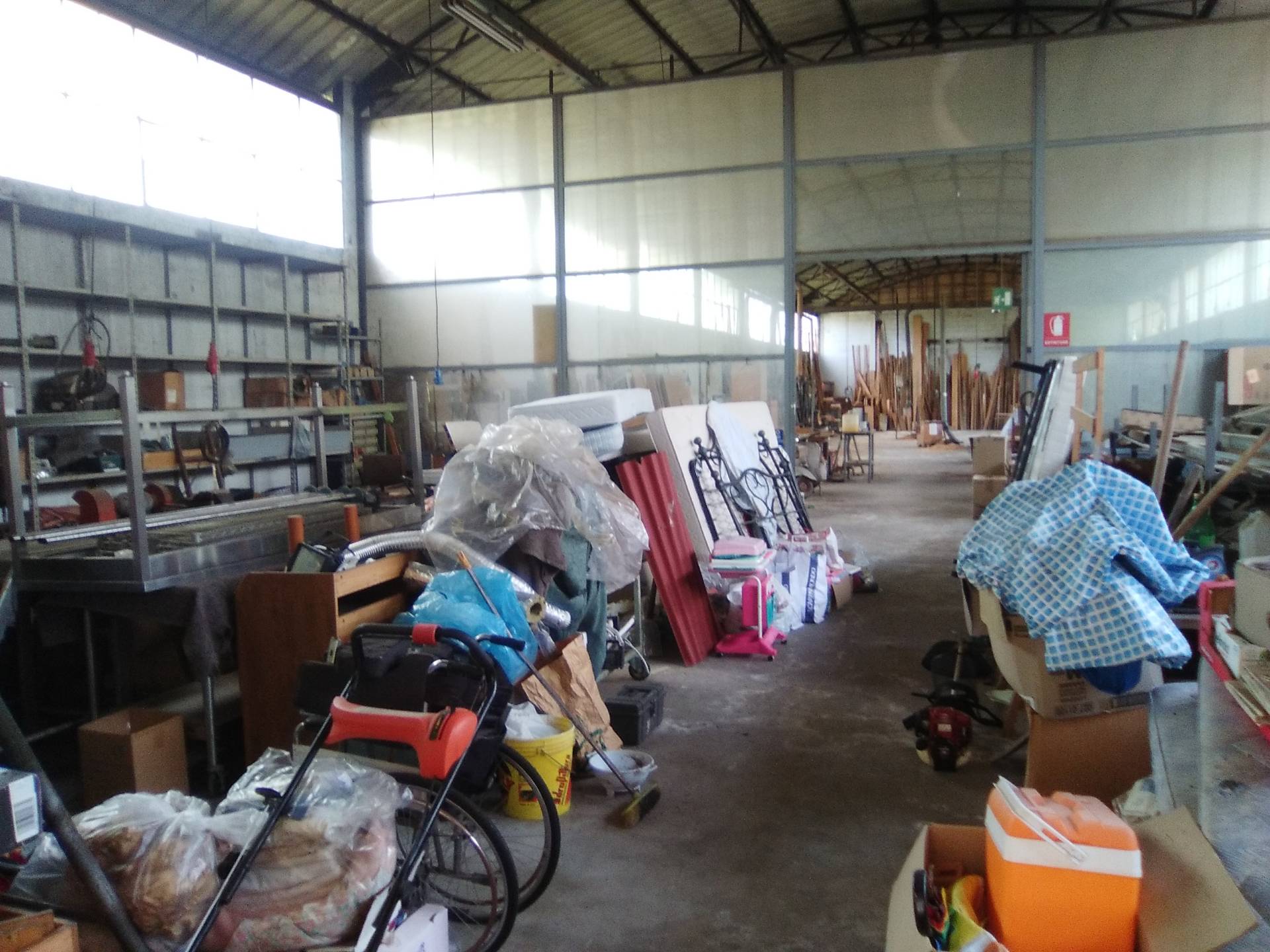 Fondo Artigianale in affitto a Pisa, Gagno