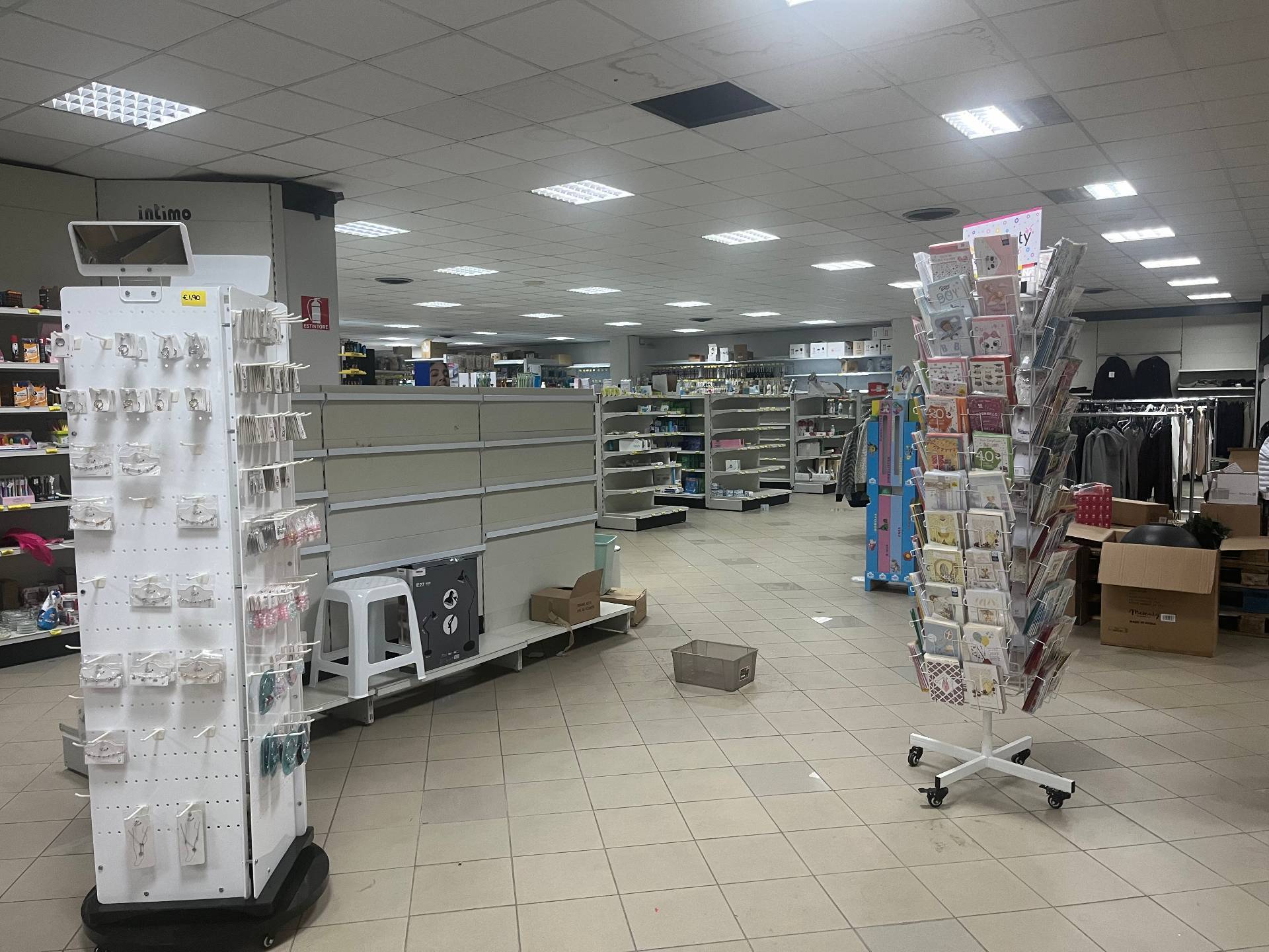 Fondo Commerciale in affitto a Aulla