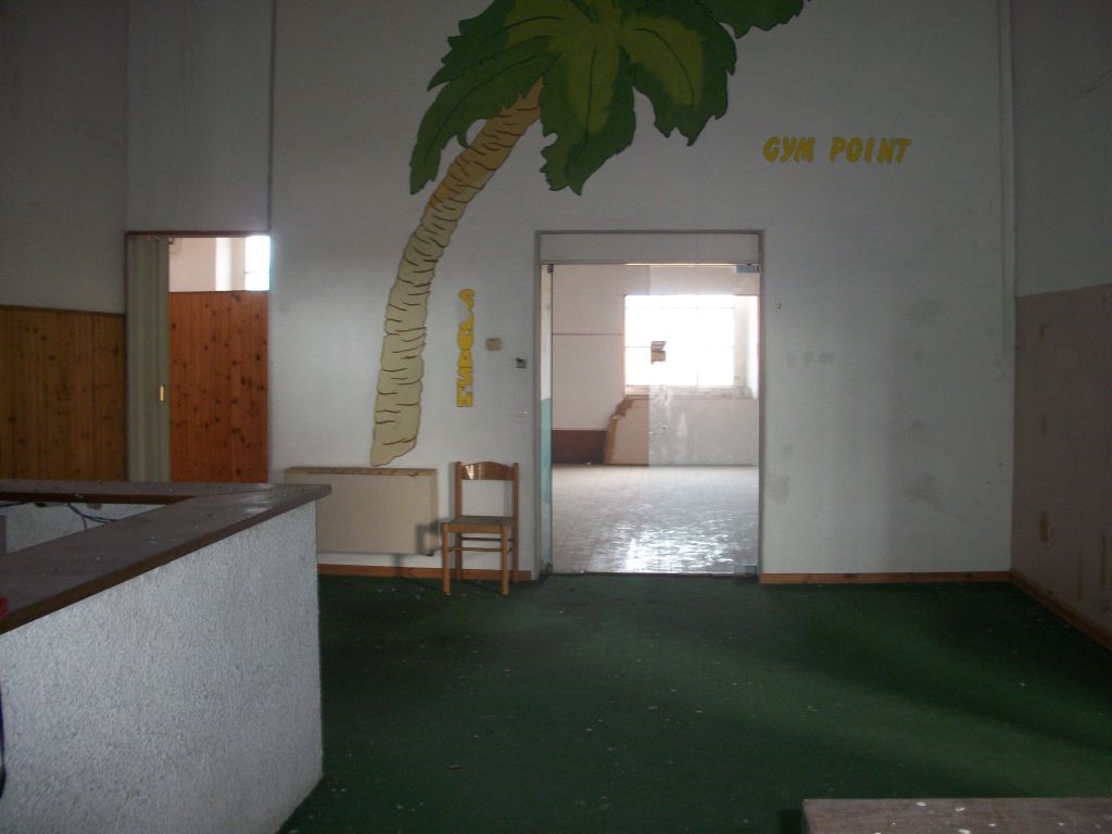 Fondo Commerciale in vendita a San Giuliano Terme, Ghezzano