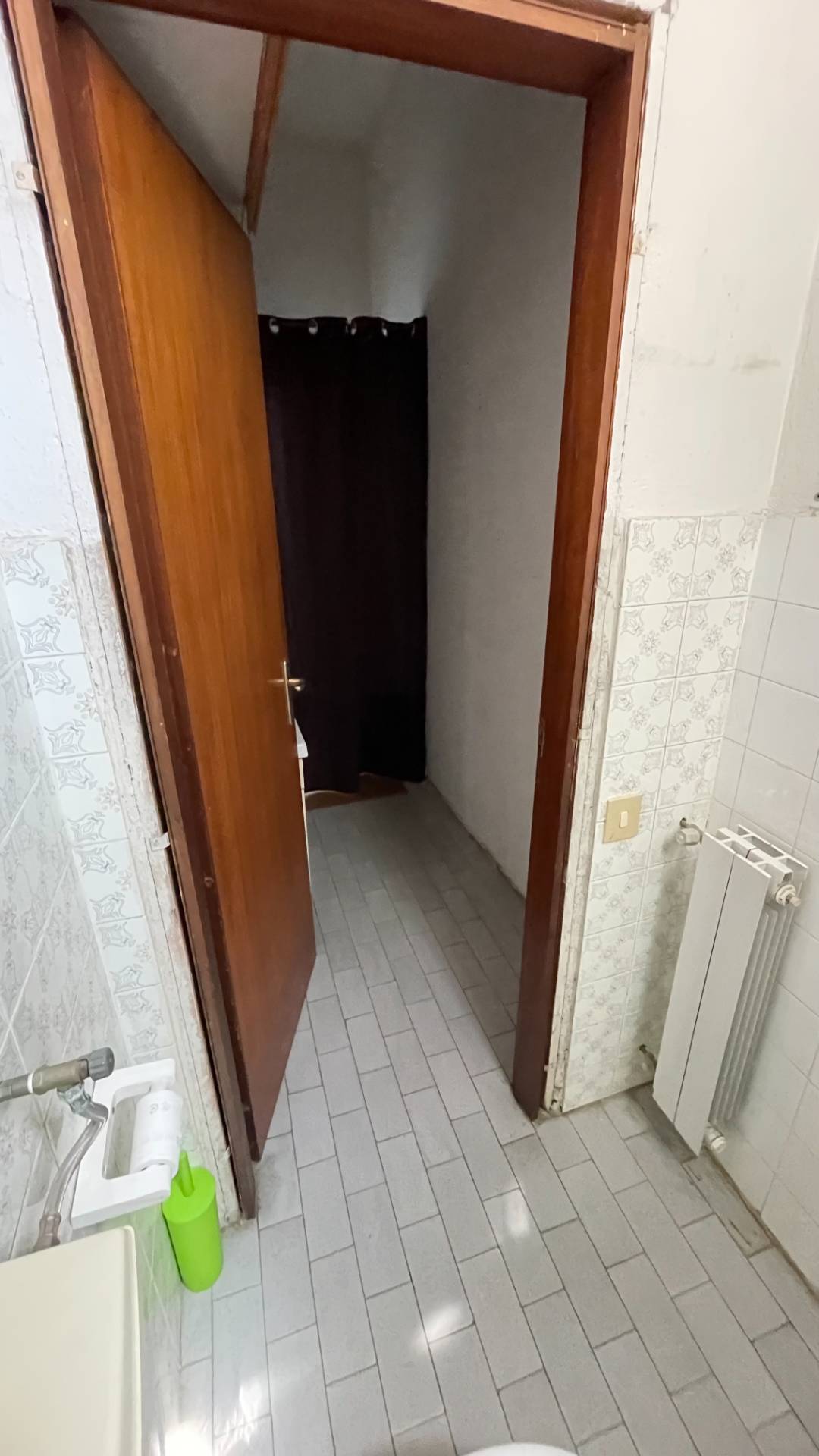 Fondo Commerciale in vendita a Cascina, Navacchio