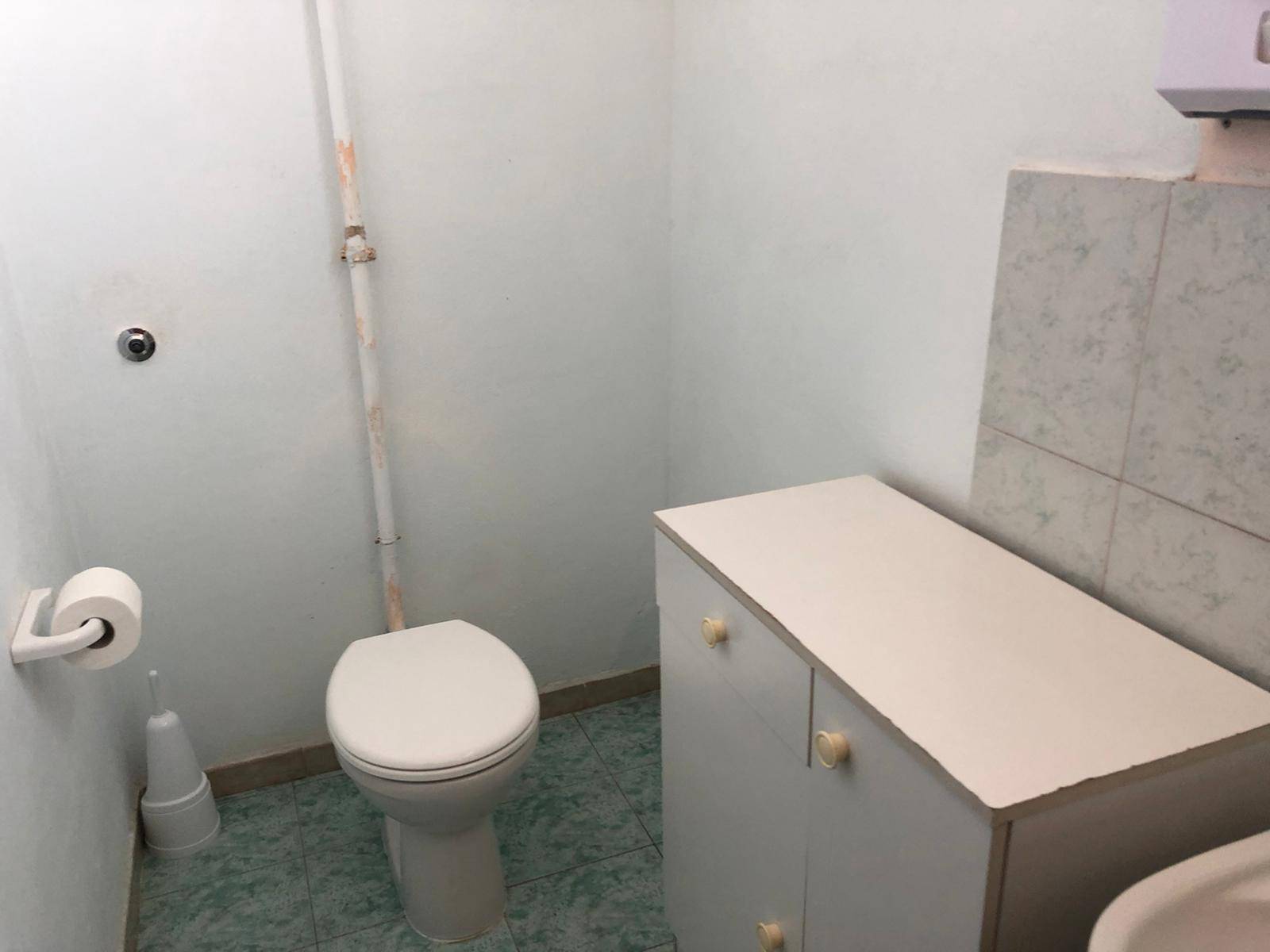 Fondo Commerciale in vendita a Pisa, Don Bosco