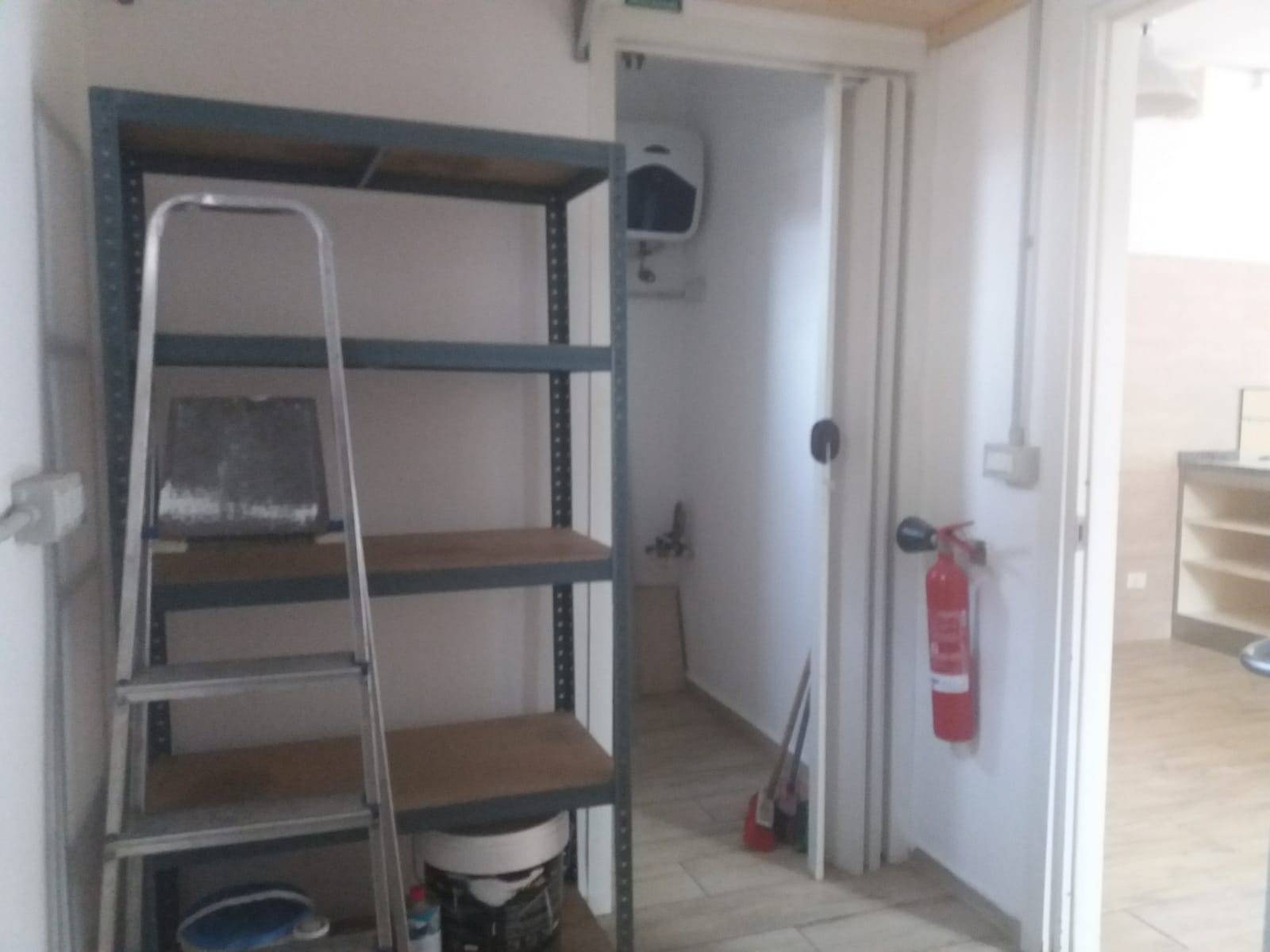 Fondo Commerciale in affitto a San Giuliano Terme, Colignola