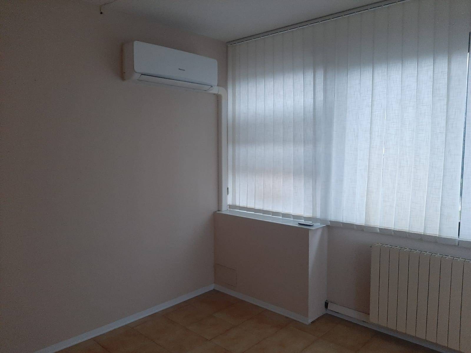 Ufficio in affitto a Cascina, Navacchio