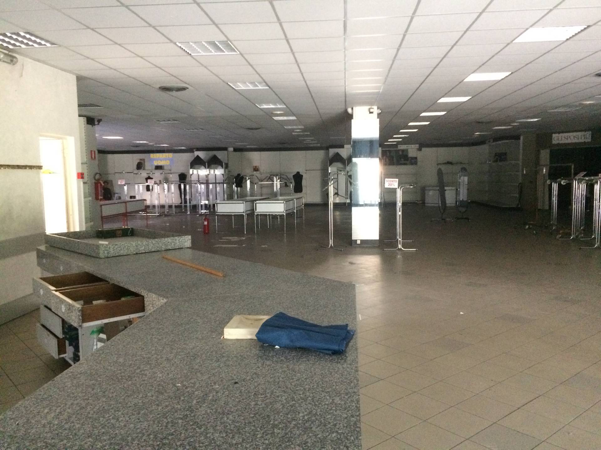 Fondo Commerciale in affitto a Aulla