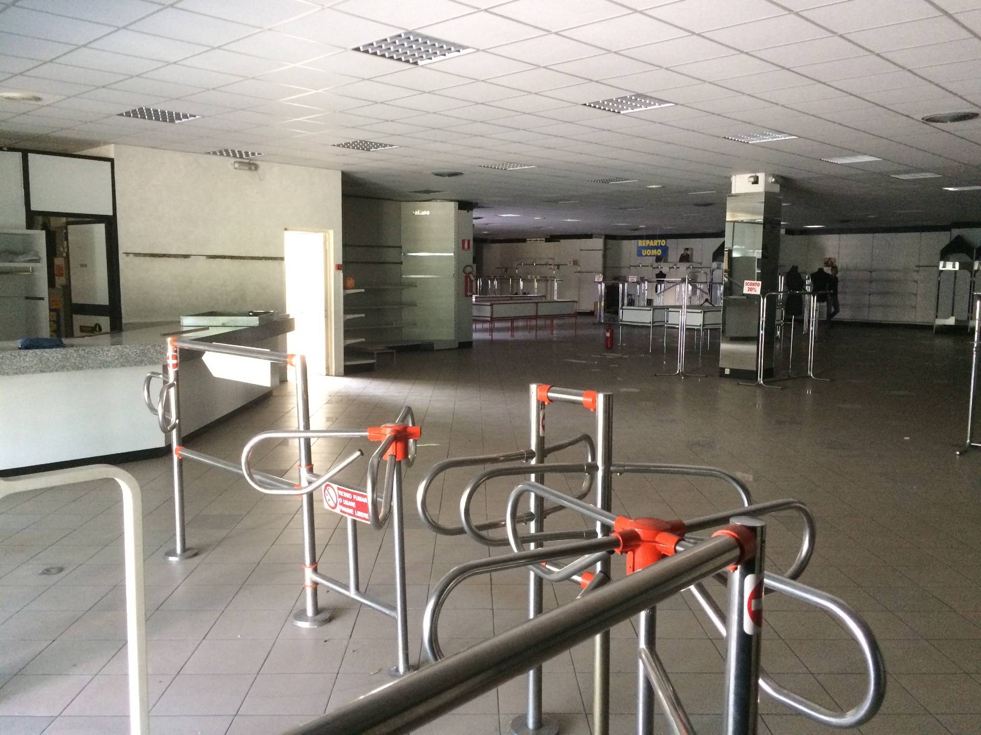 Fondo Commerciale in vendita a Aulla