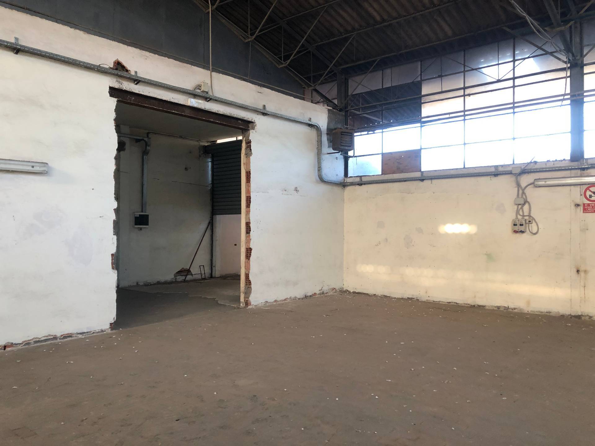 Fondo Artigianale in vendita a San Giuliano Terme, San Martino a Ulmiano