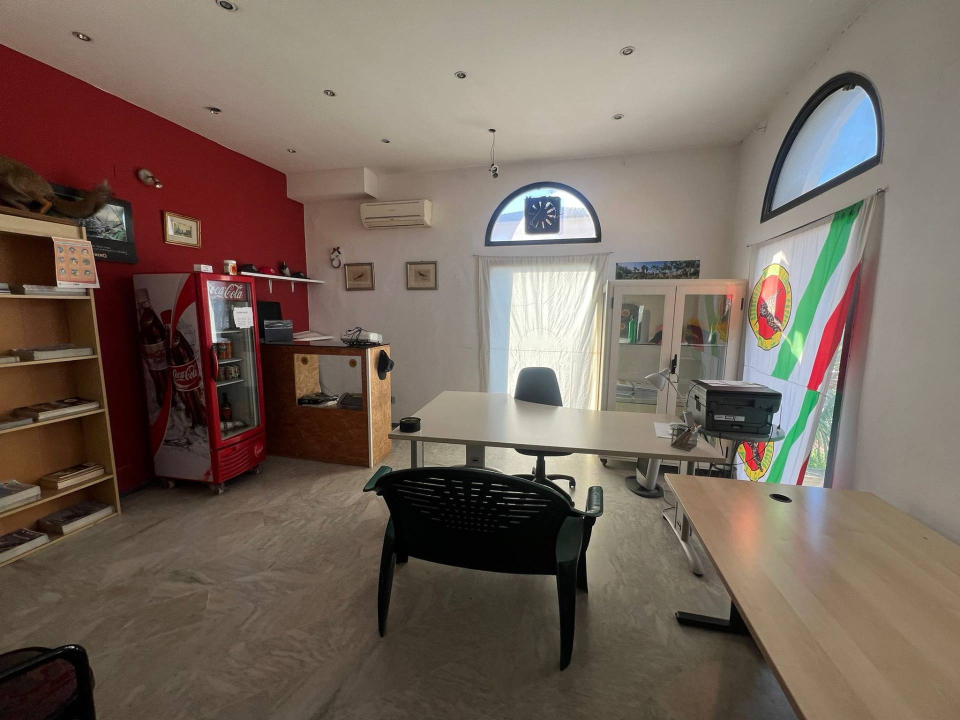 Fondo Commerciale in affitto a Vicopisano, Caprona