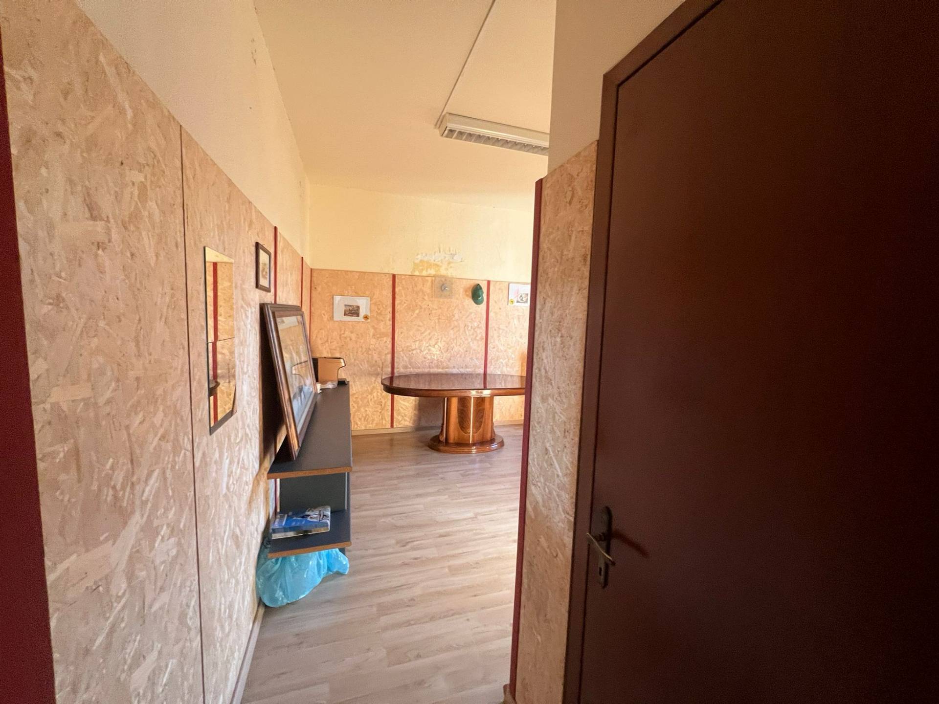 Fondo Commerciale in affitto a Vicopisano, Caprona