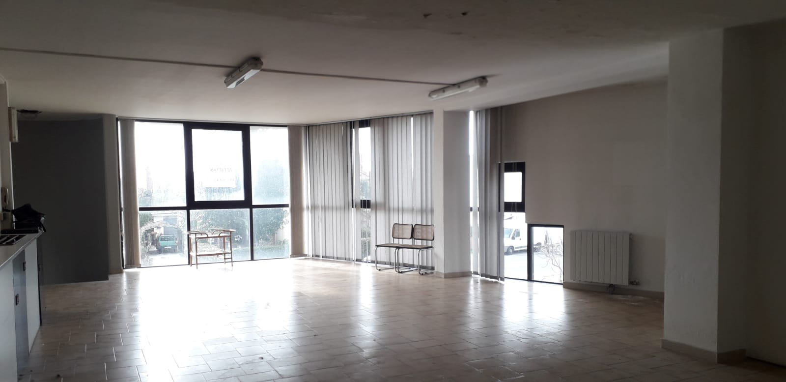 Ufficio in affitto a Cascina, Capoluogo