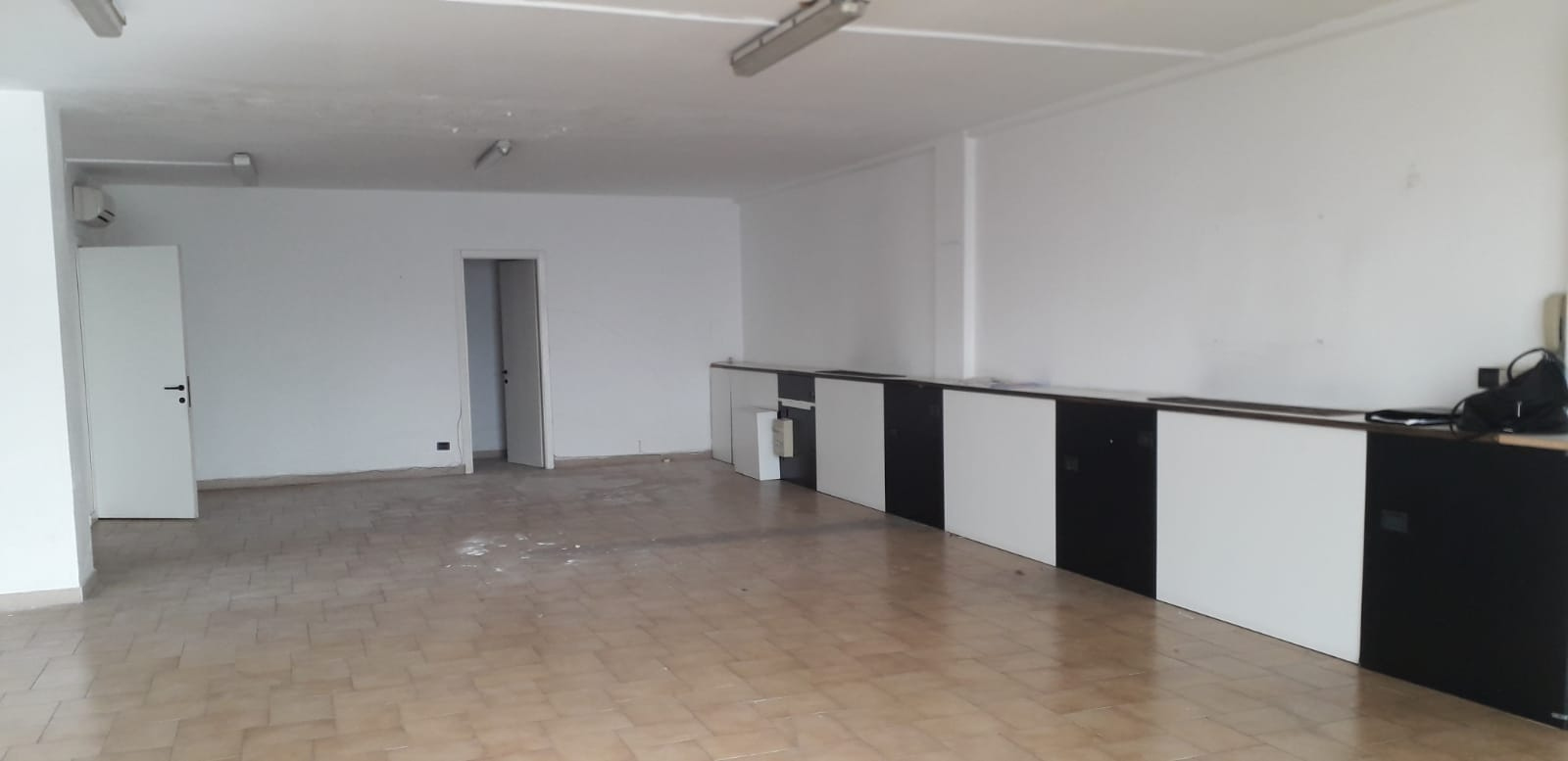 Ufficio in affitto a Cascina, Capoluogo