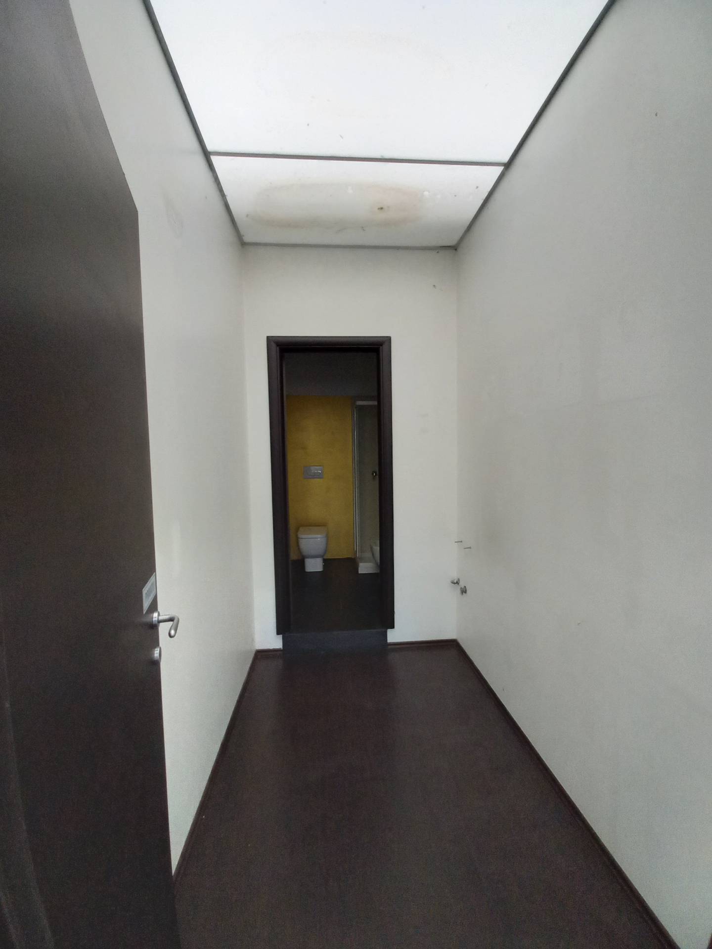 Fondo Commerciale in affitto a Pisa, Ospedaletto