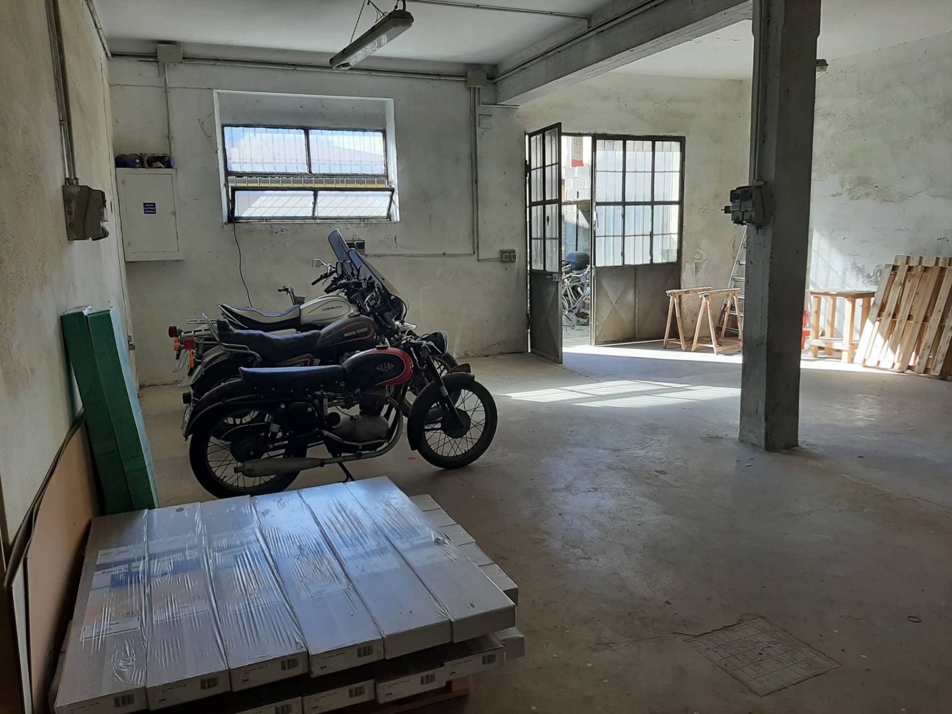 Fondo Artigianale in affitto a Vicopisano, Uliveto Terme