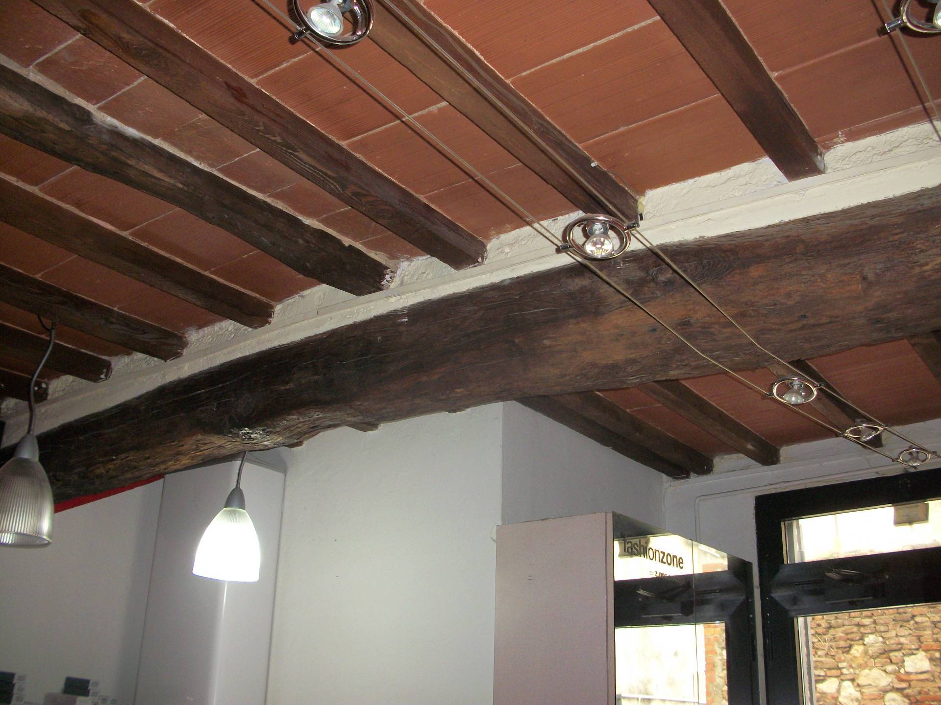 Casa indipendente in vendita a Cascina, Capoluogo