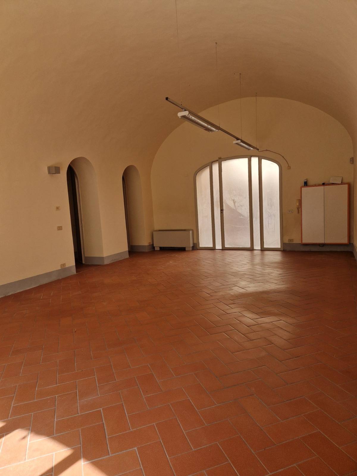 Ufficio in affitto a Pisa, Santa Maria