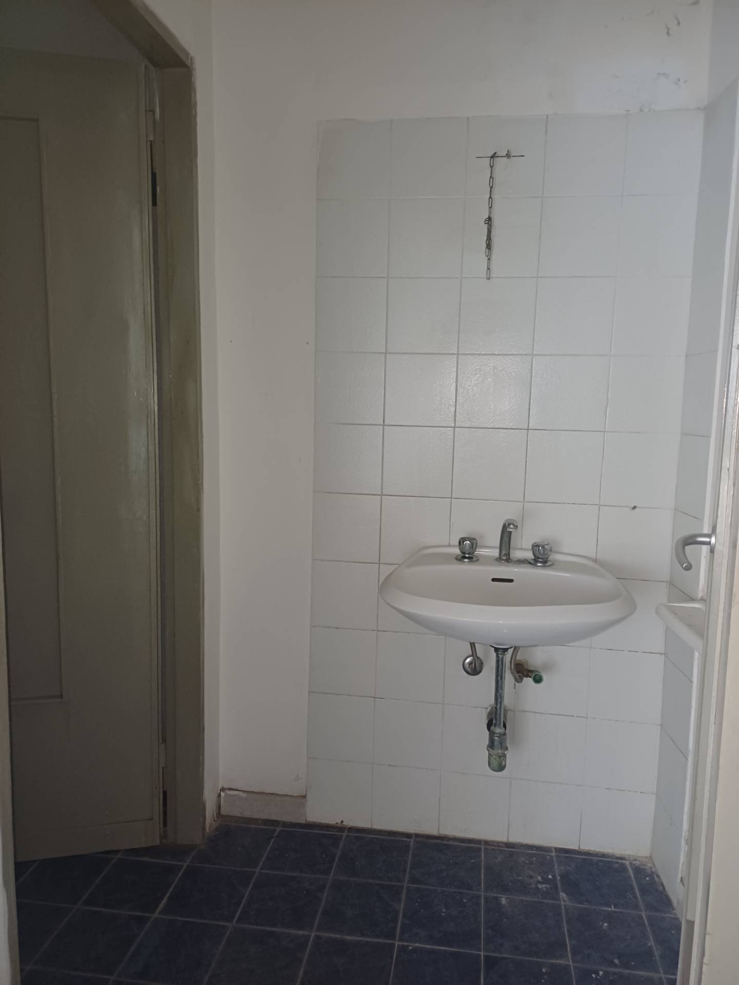 Fondo Artigianale in affitto a San Giuliano Terme, Capoluogo