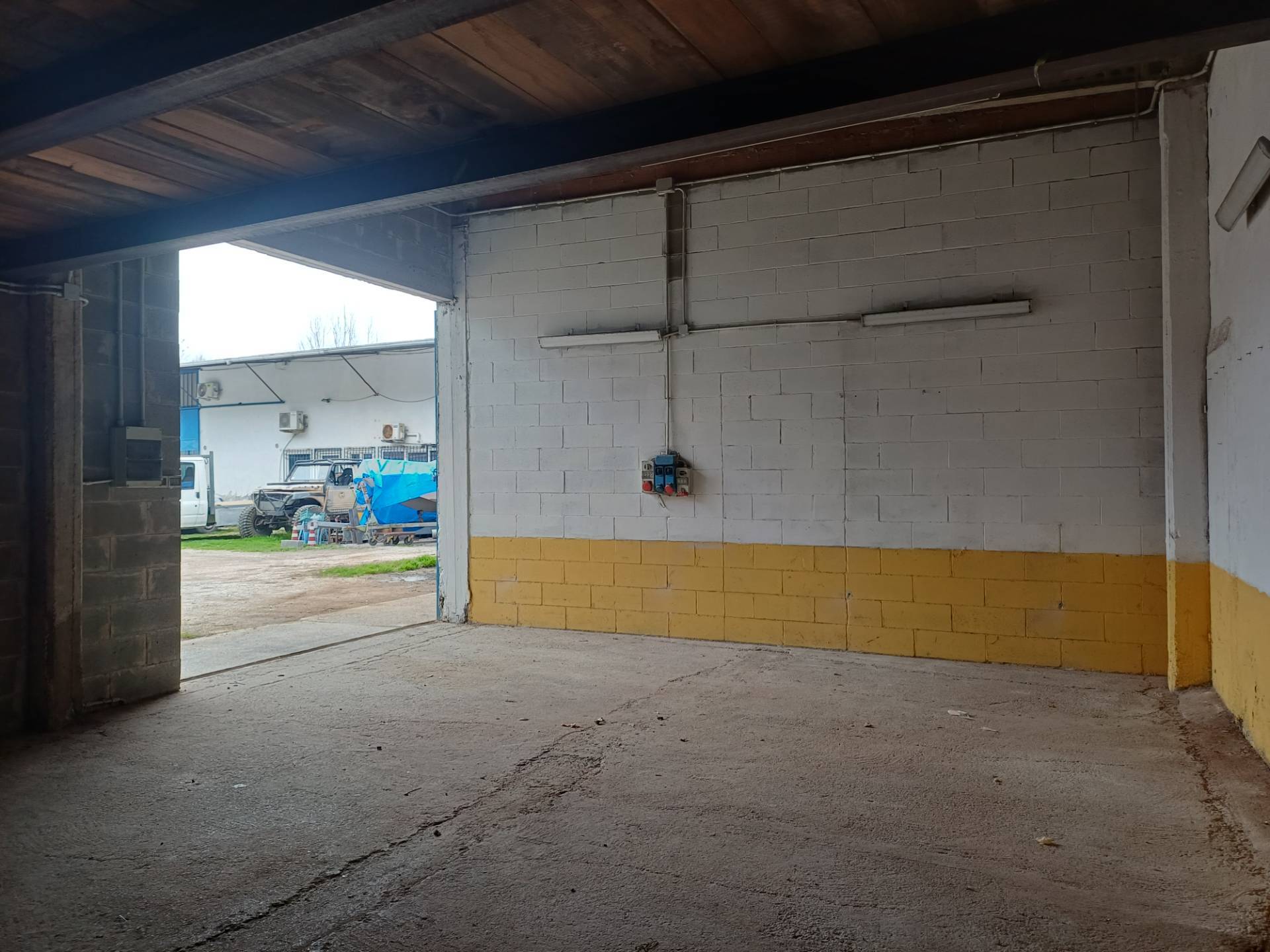 Fondo Artigianale in affitto a San Giuliano Terme, Capoluogo