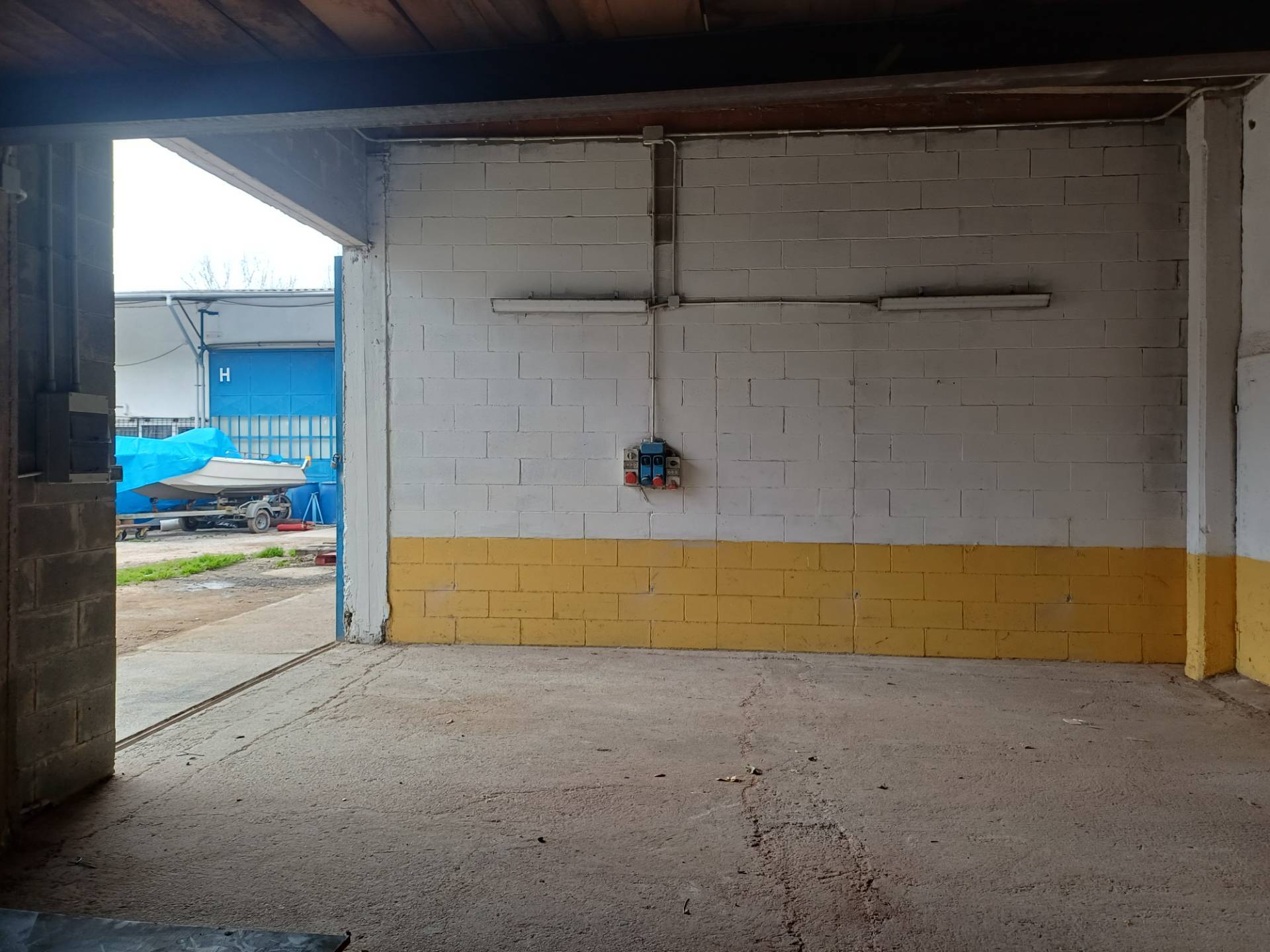 Fondo Artigianale in affitto a San Giuliano Terme, Capoluogo