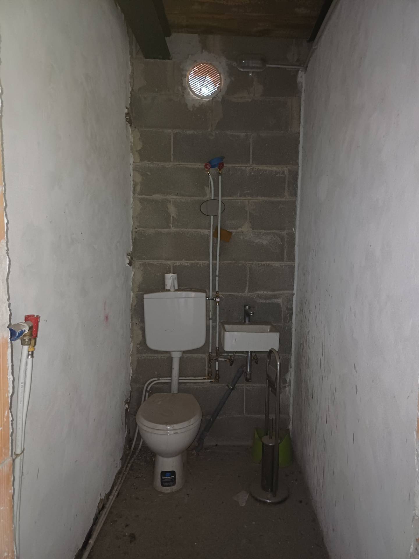 Fondo Artigianale in affitto a San Giuliano Terme, Capoluogo