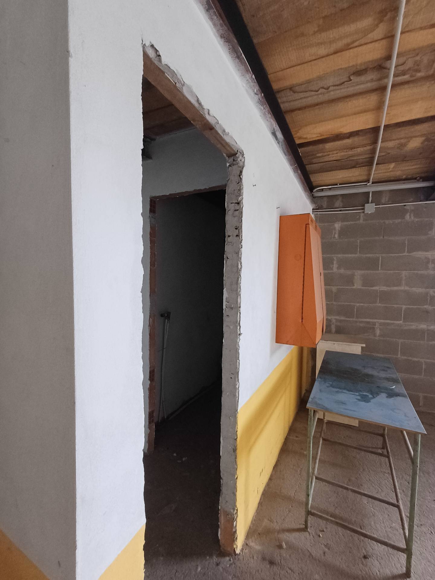 Fondo Artigianale in affitto a San Giuliano Terme, Capoluogo