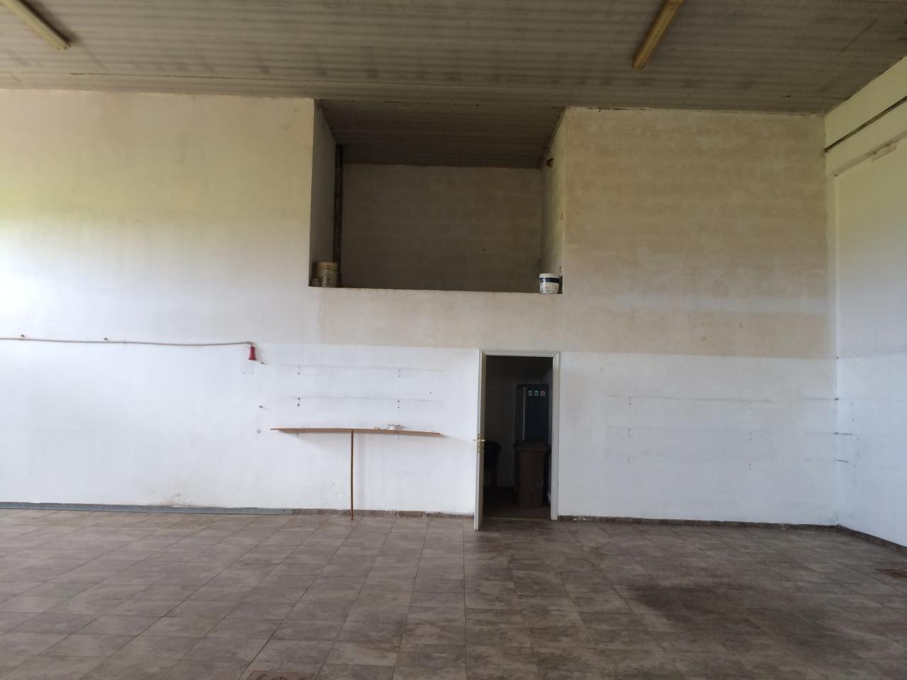 Fondo Artigianale in affitto a San Giuliano Terme, San Martino a Ulmiano