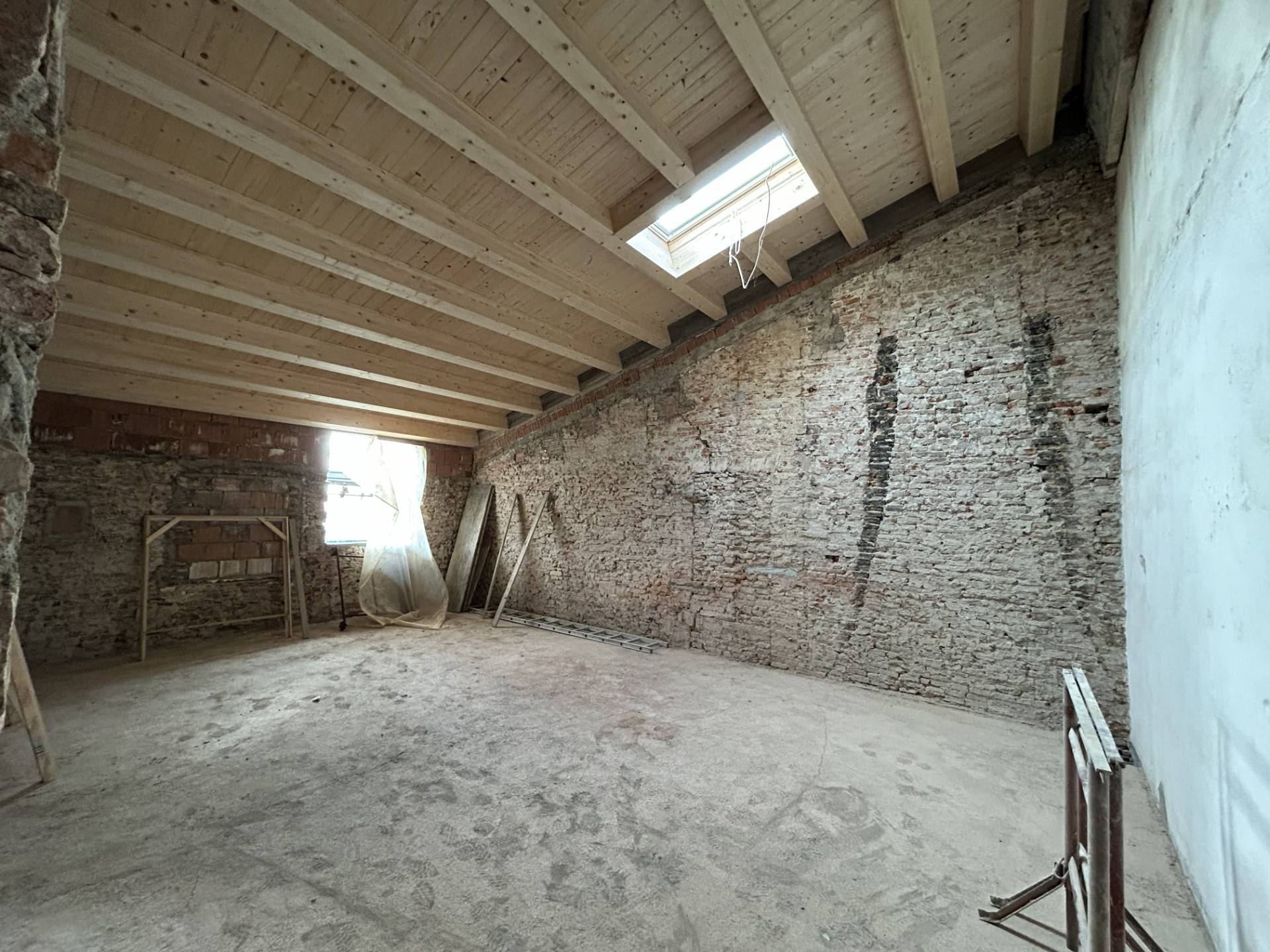 Casa indipendente in vendita a Cascina, San Prospero