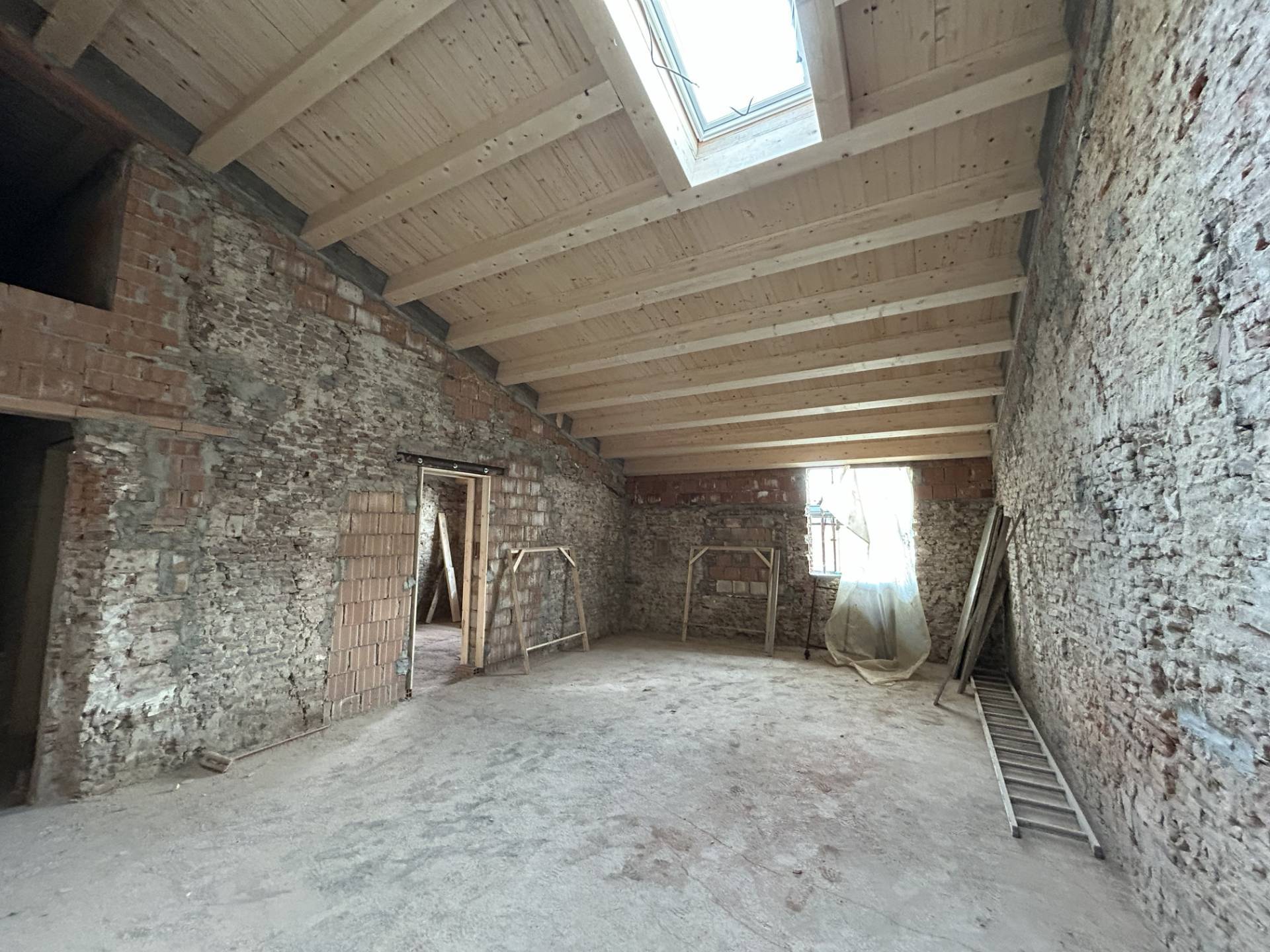 Casa indipendente in vendita a Cascina, San Prospero