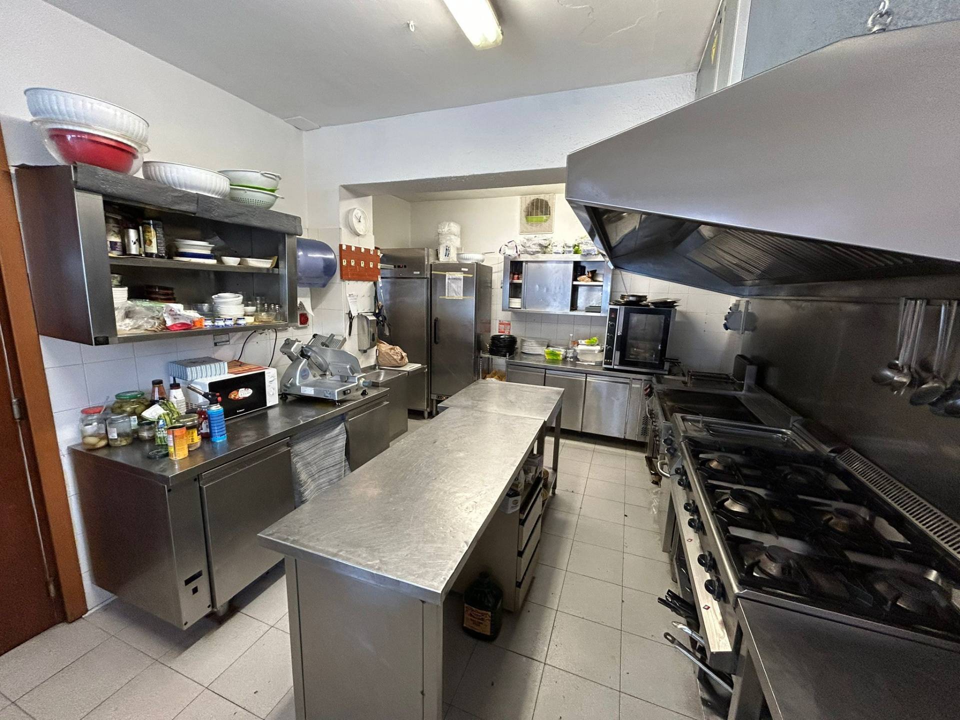 Attivit/licenza in affitto a Pisa, La Vettola