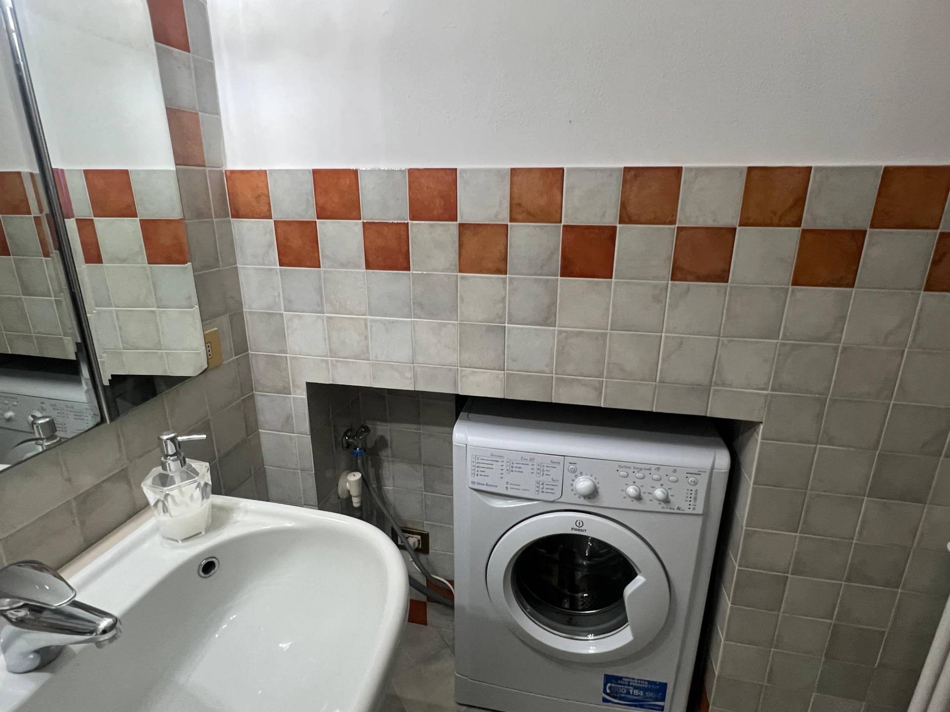 Casa indipendente in affitto a Pisa, Santa Maria