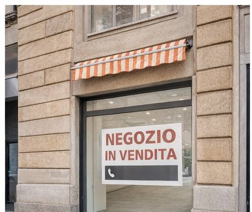 Fondo Commerciale in vendita a Pisa, La Vettola