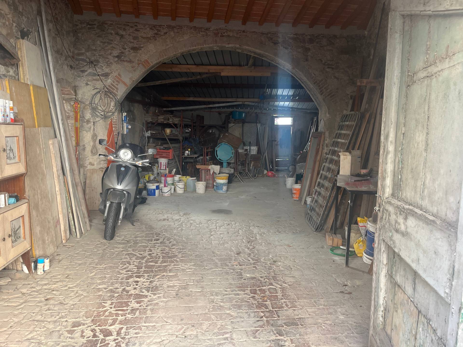 Casa indipendente in vendita a Calci, Castel Maggiore