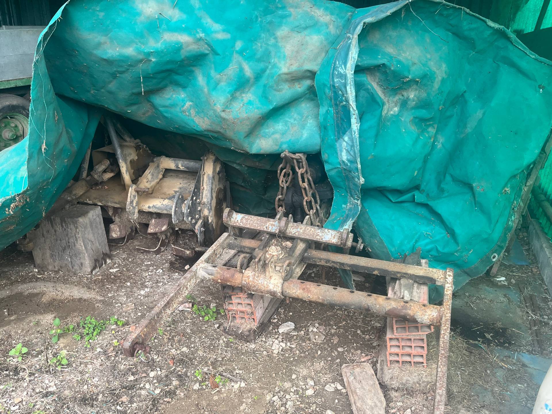 Terreno in vendita a Cascina