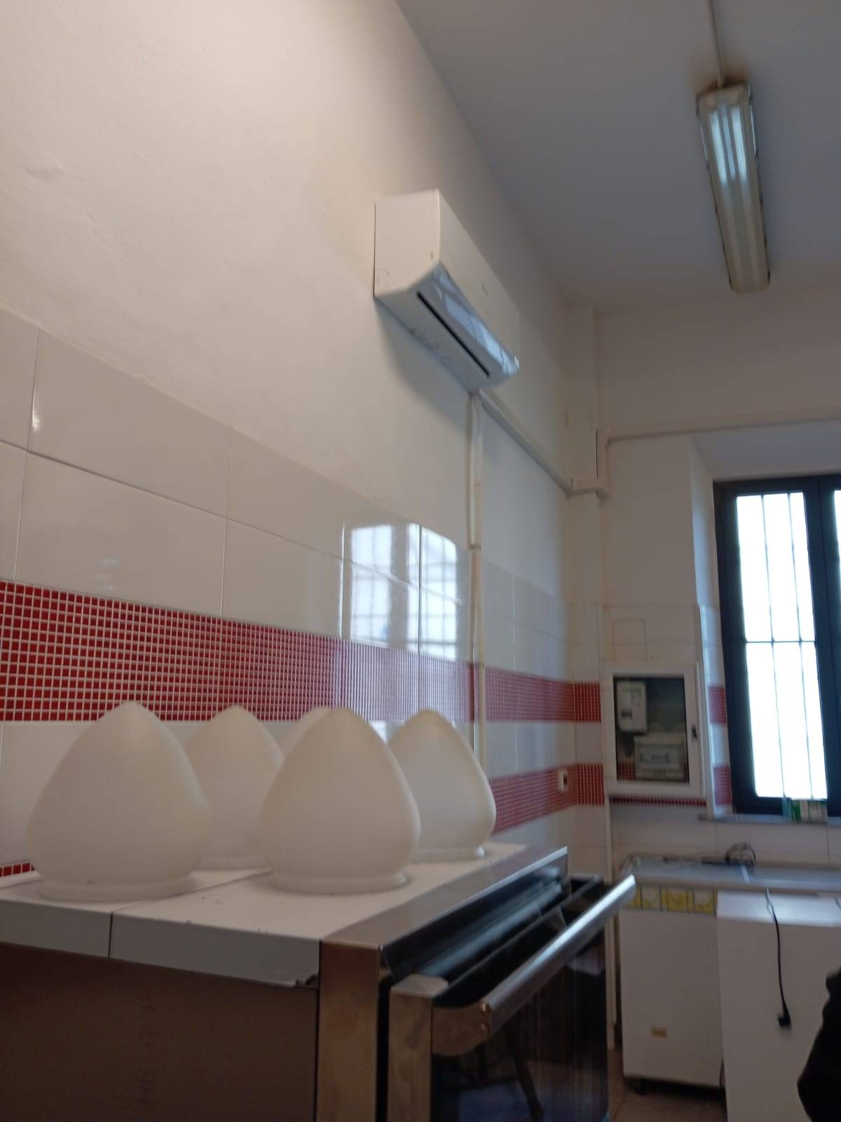 Fondo Commerciale in affitto a Pisa, San Giusto