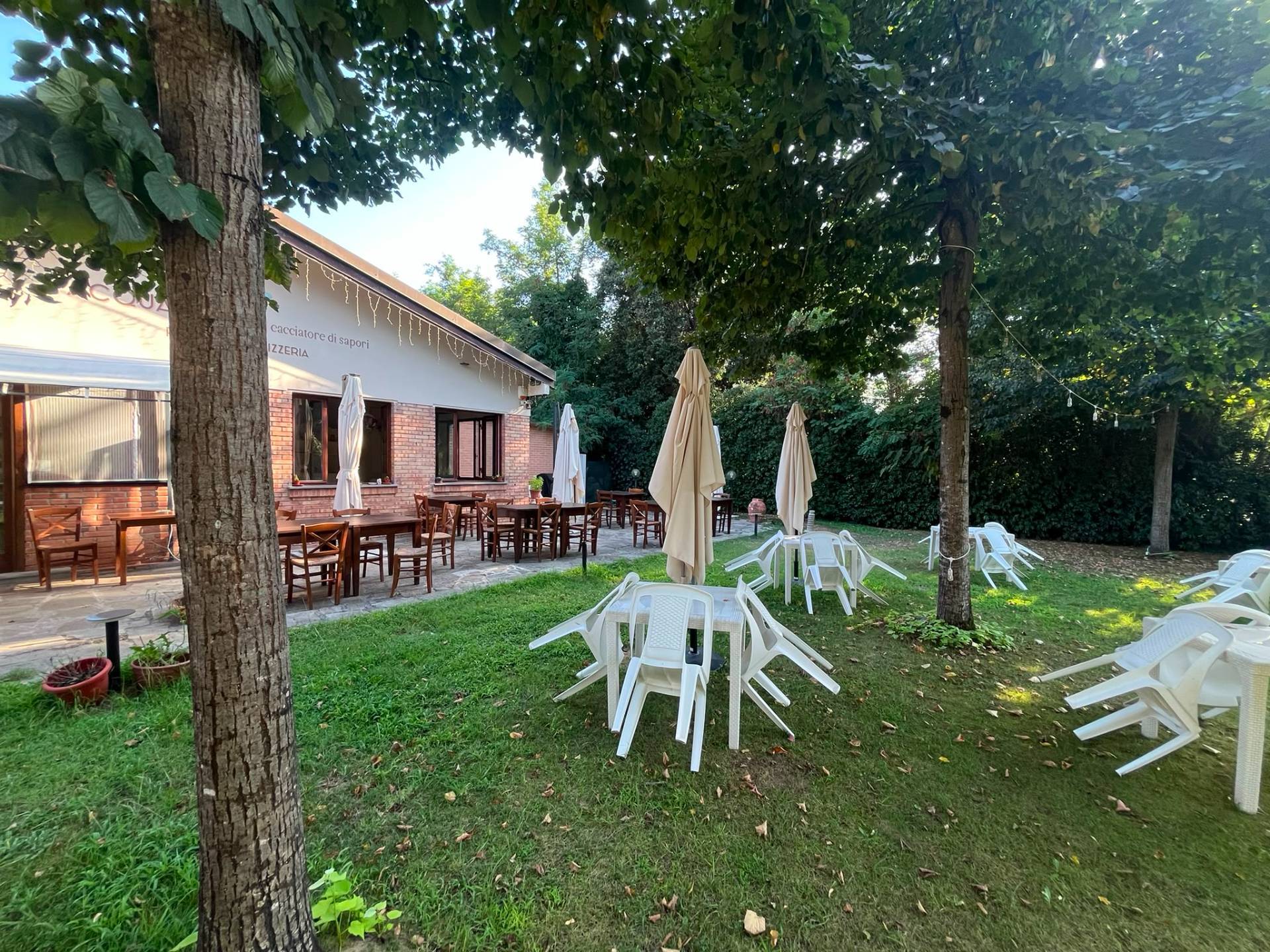 Fondo Commerciale in vendita a Pisa, Tirrenia